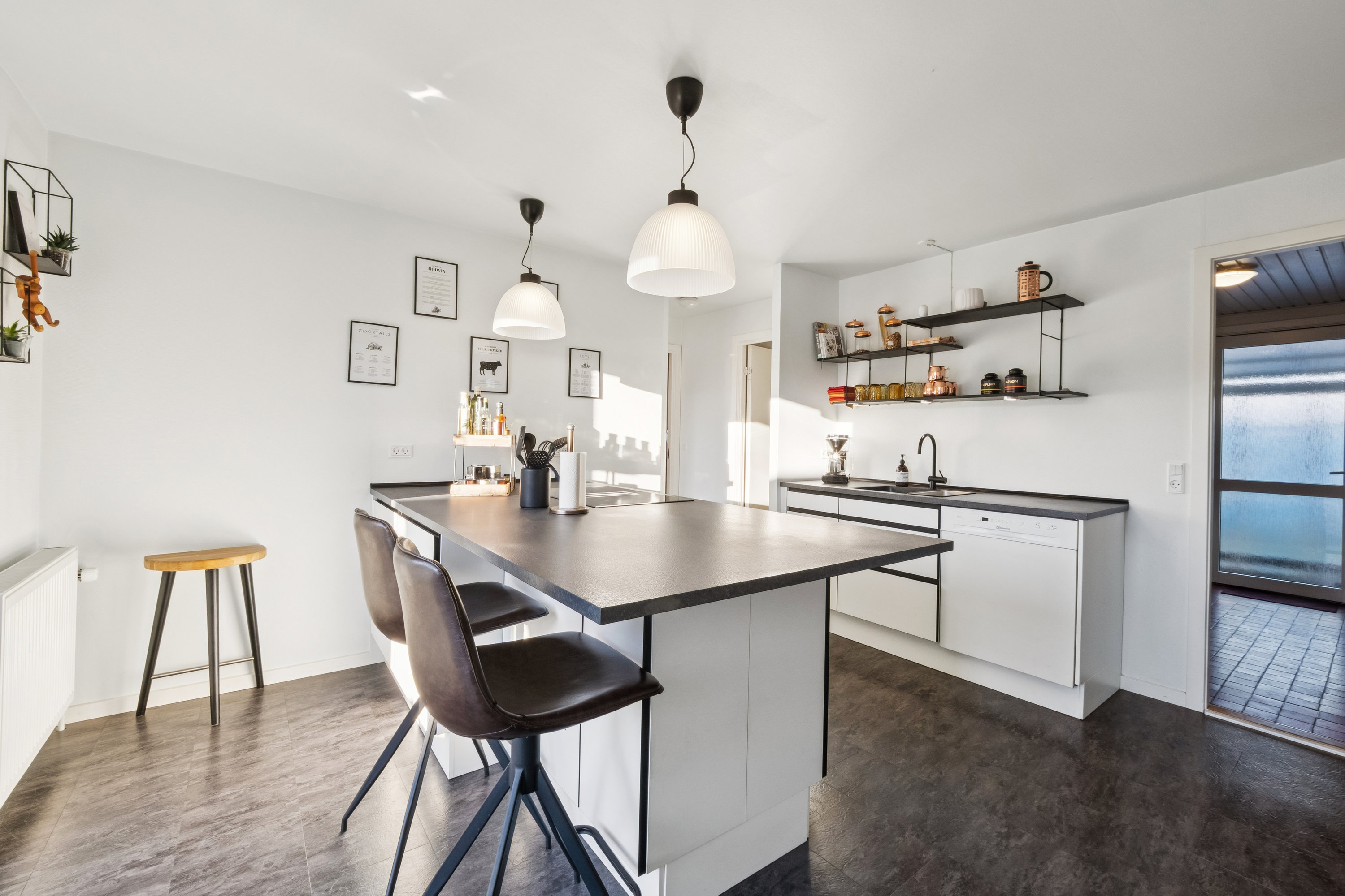 Fremhævet køkken billede i fuldskærmstilstand. Billede af Højlundsvej 105, 7800 Skive