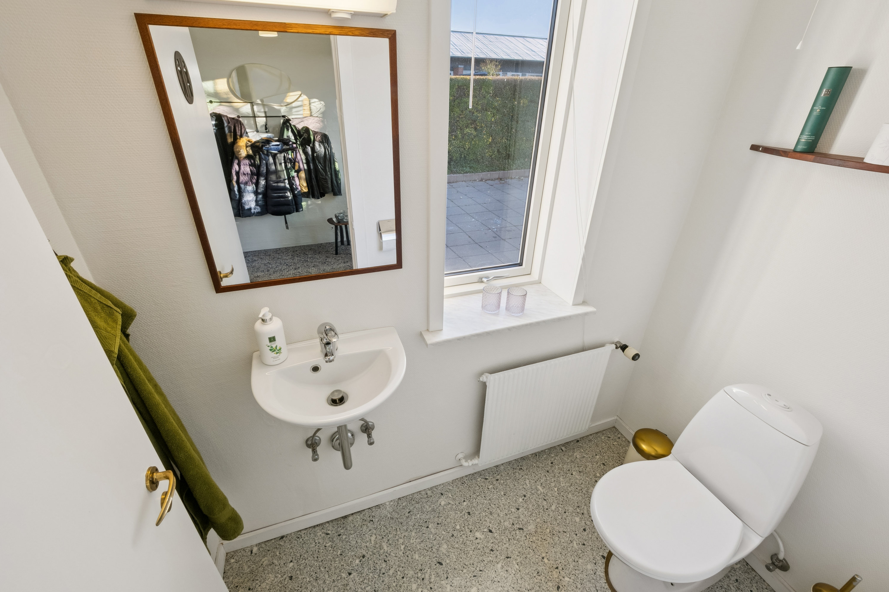 Fremhævet badeværelse billede i fuldskærmstilstand. Billede af Højlundsvej 105, 7800 Skive