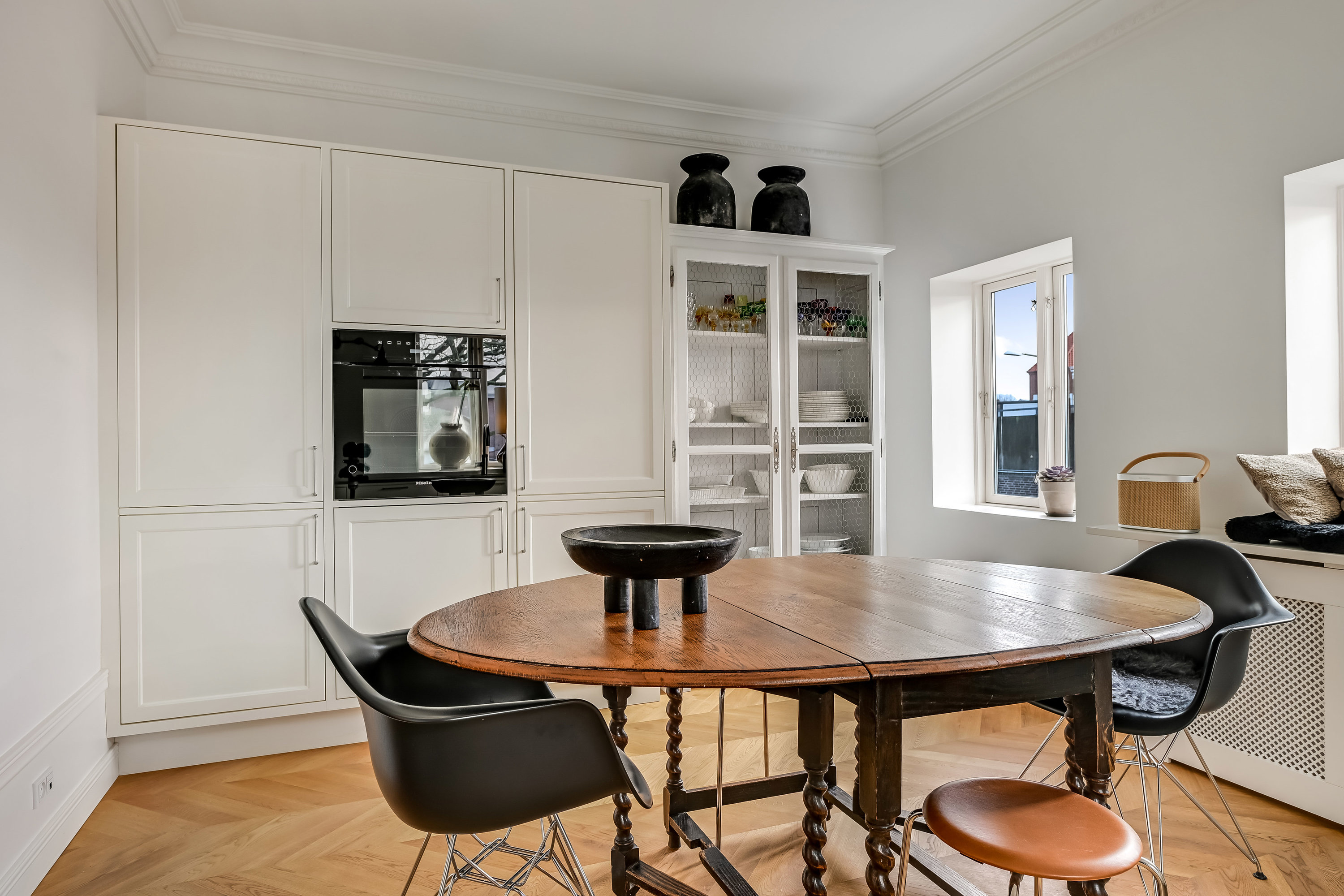 Fremhævet stue billede i fuldskærmstilstand. Billede af Kronprinsensgade 2, 1., 6700 Esbjerg