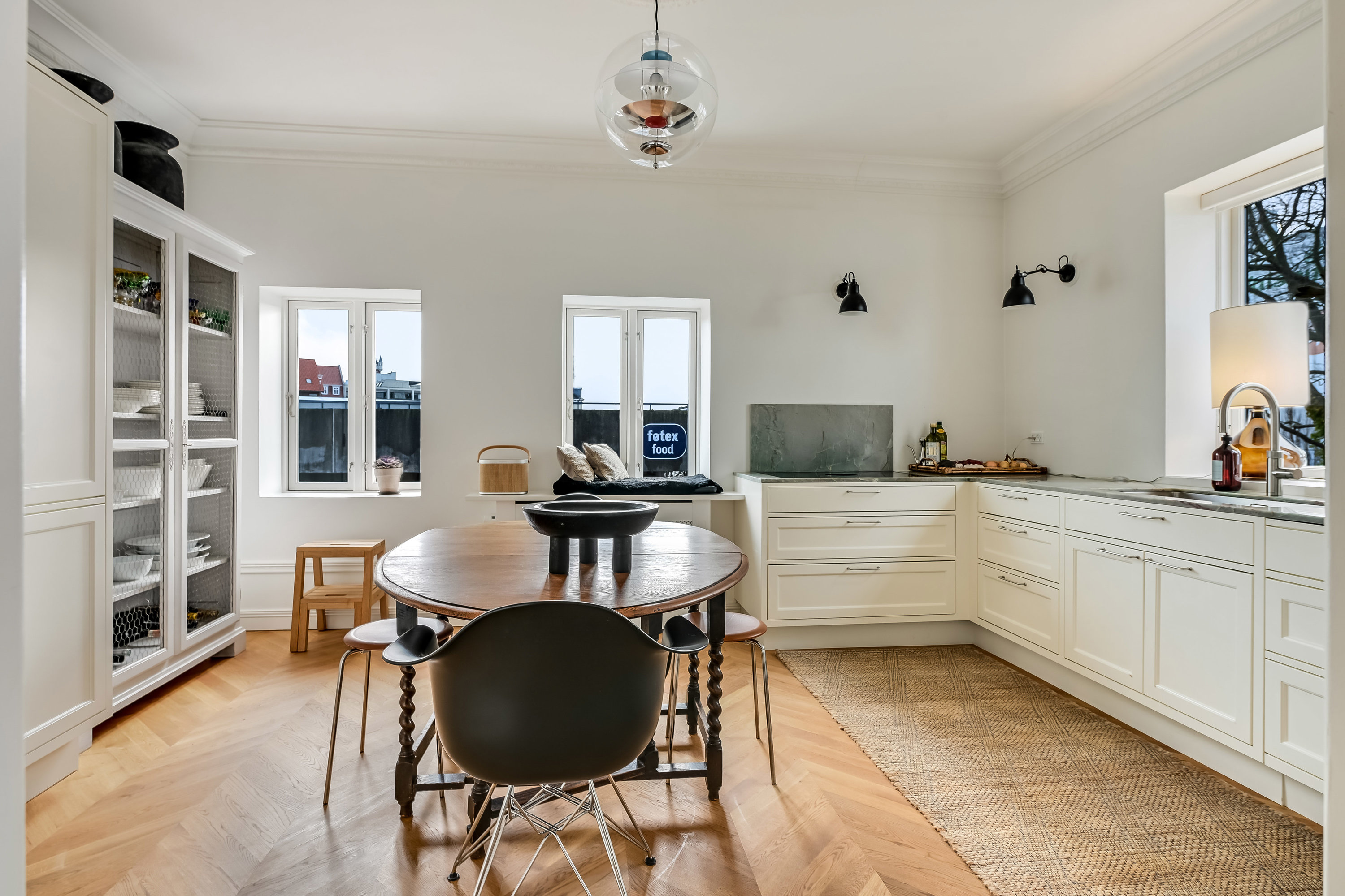 Fremhævet køkken billede i fuldskærmstilstand. Billede af Kronprinsensgade 2, 1., 6700 Esbjerg