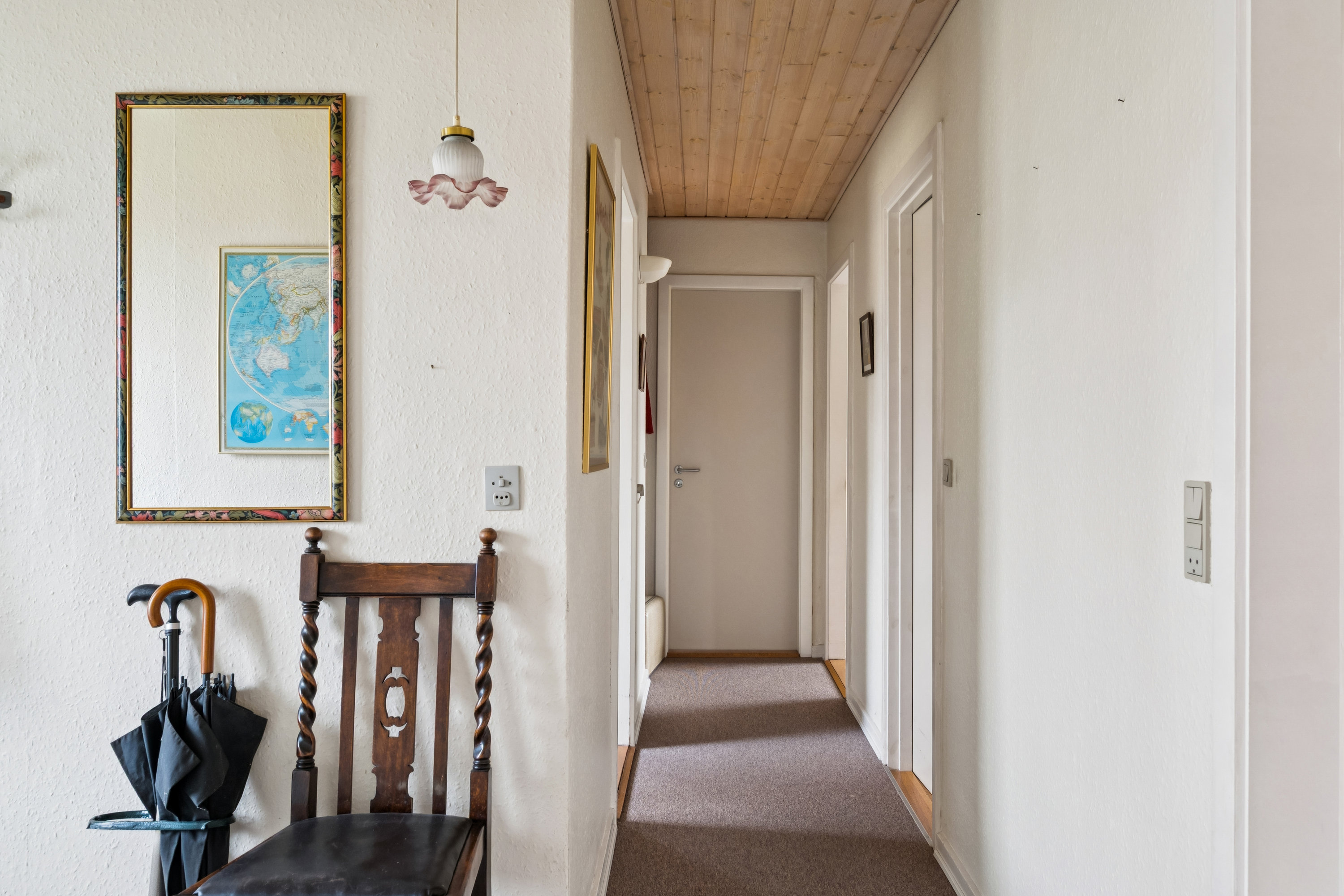 Fremhævet gang billede i fuldskærmstilstand. Billede af Tjørnevej 6, 8382 Hinnerup