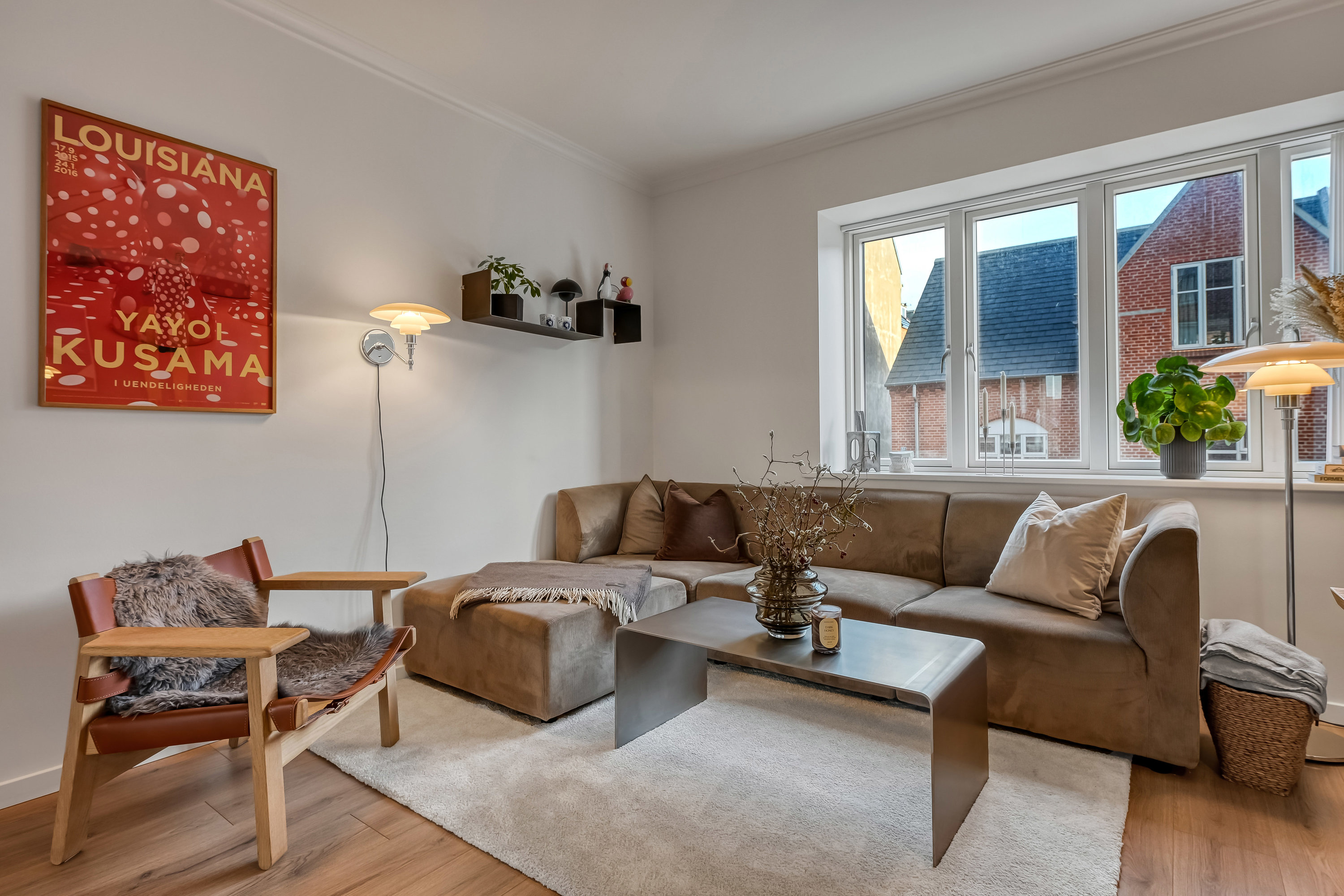 Fremhævet stue billede i fuldskærmstilstand. Billede af Willemoesgade 48, st.. th., 6700 Esbjerg