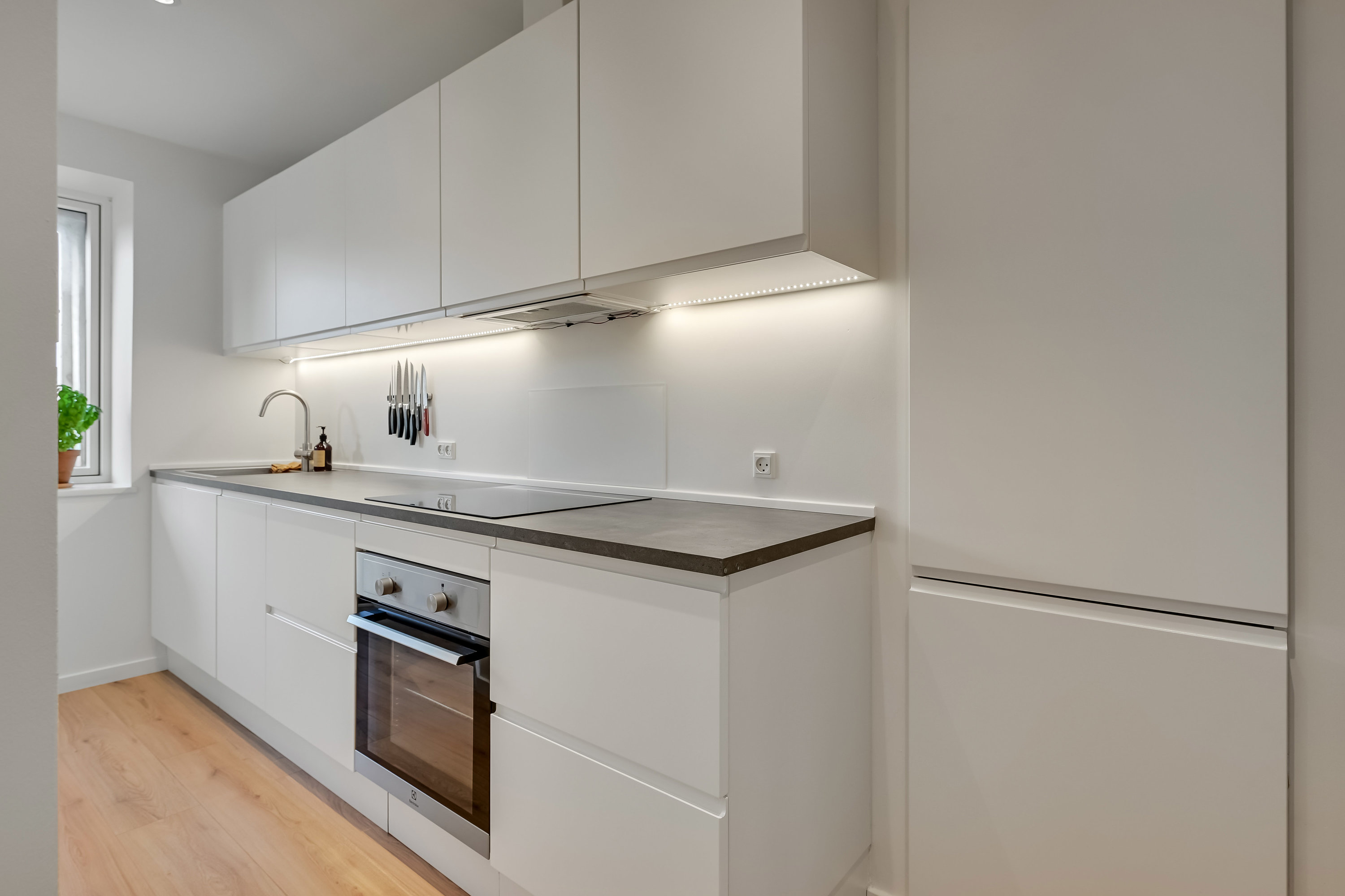 Fremhævet køkken billede i fuldskærmstilstand. Billede af Willemoesgade 48, st.. th., 6700 Esbjerg