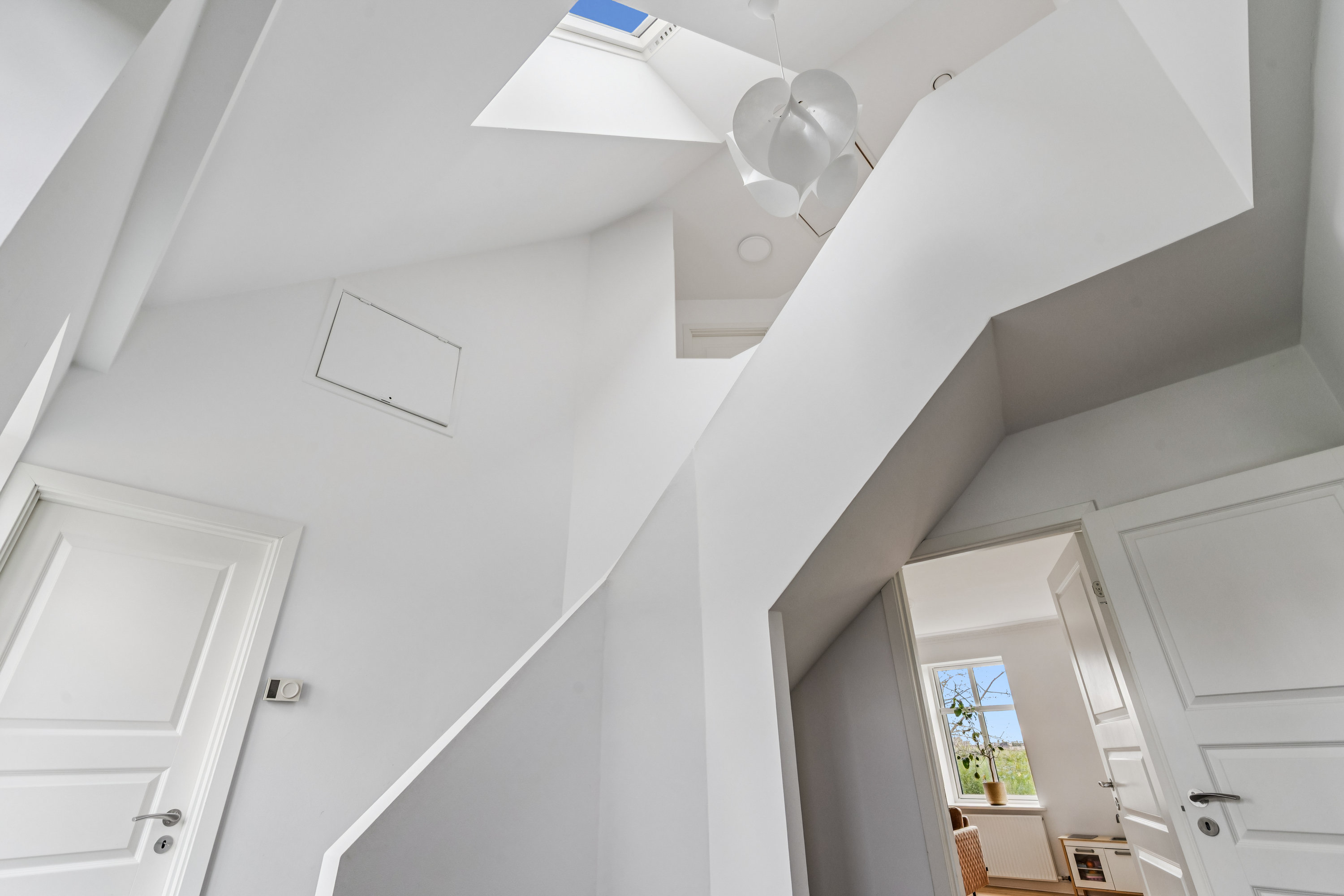 Fremhævet trappe billede i fuldskærmstilstand. Billede af Haldumlund 3, Haldum, 8382 Hinnerup