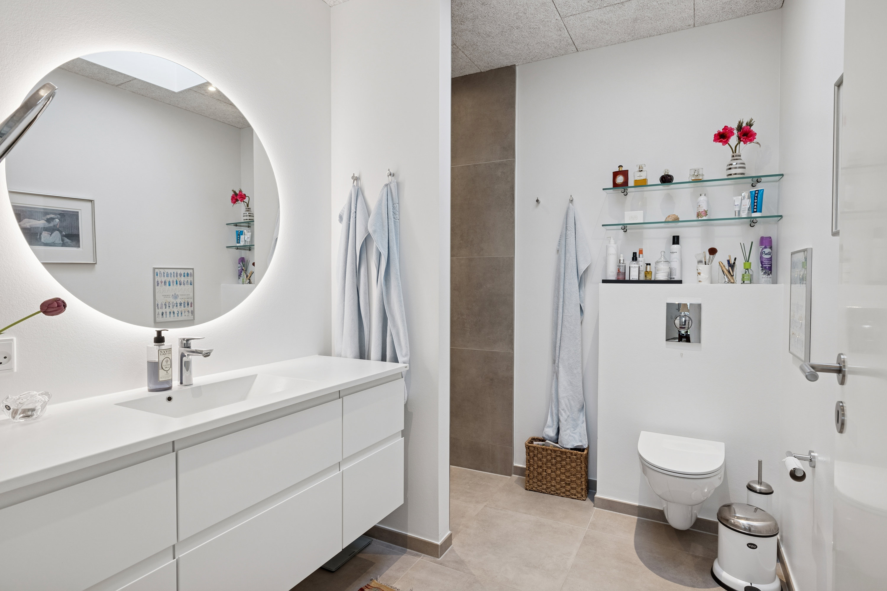 Fremhævet badeværelse billede i fuldskærmstilstand. Billede af Hyacinten 5, 8800 Viborg