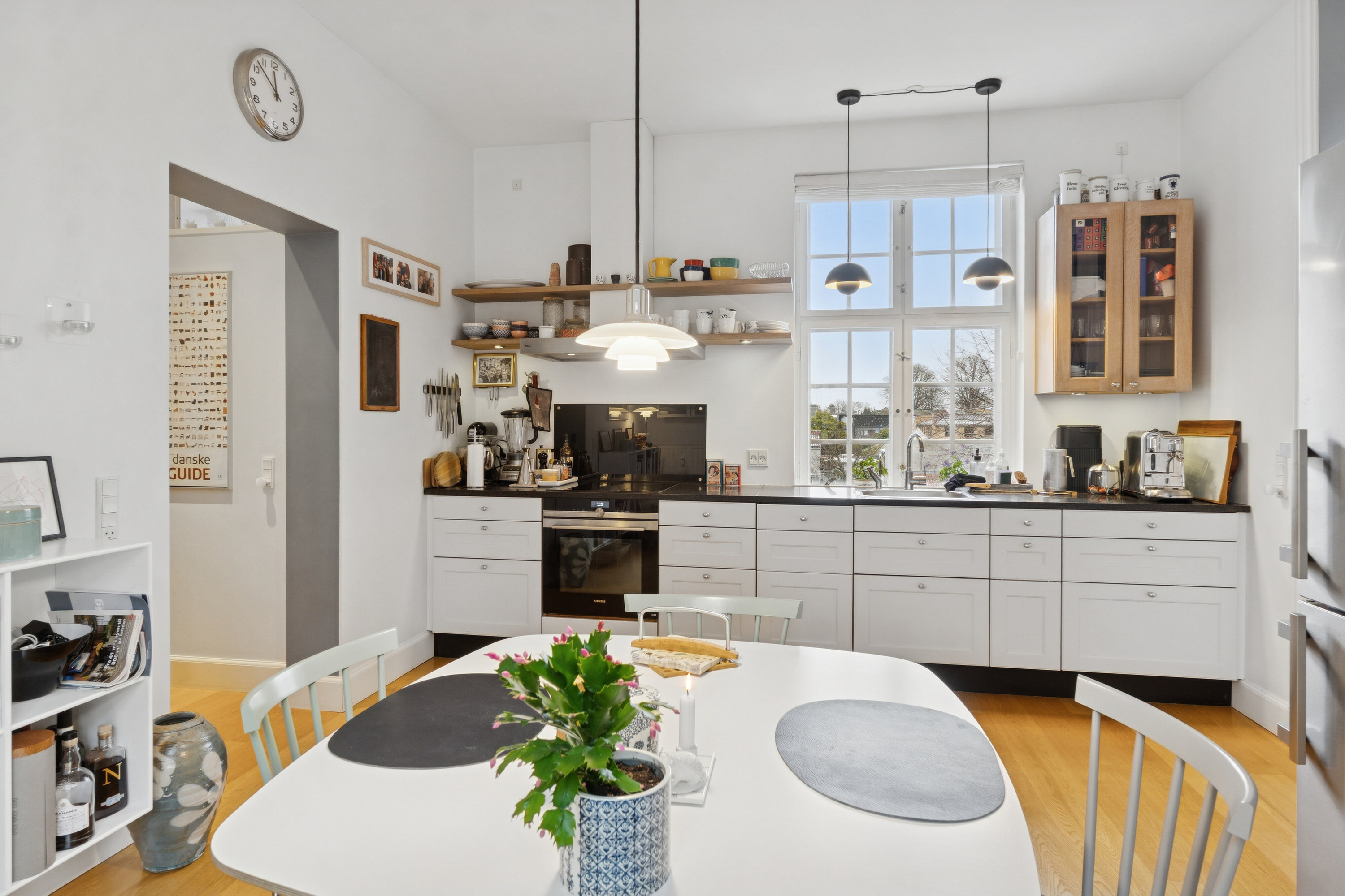 Fremhævet køkken billede i fuldskærmstilstand. Billede af Bredgade 19, 2. th., 4000 Roskilde