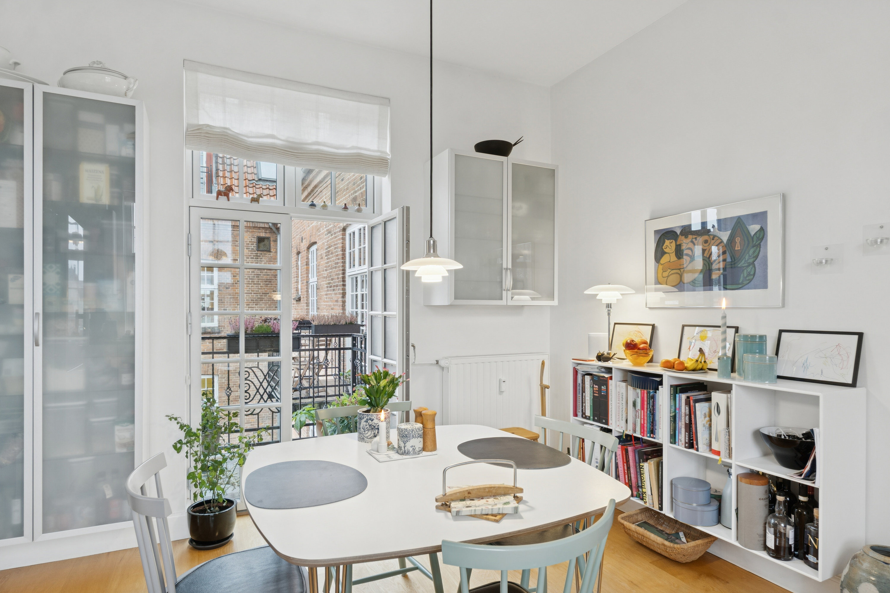 Fremhævet spisestue billede i fuldskærmstilstand. Billede af Bredgade 19, 2. th., 4000 Roskilde