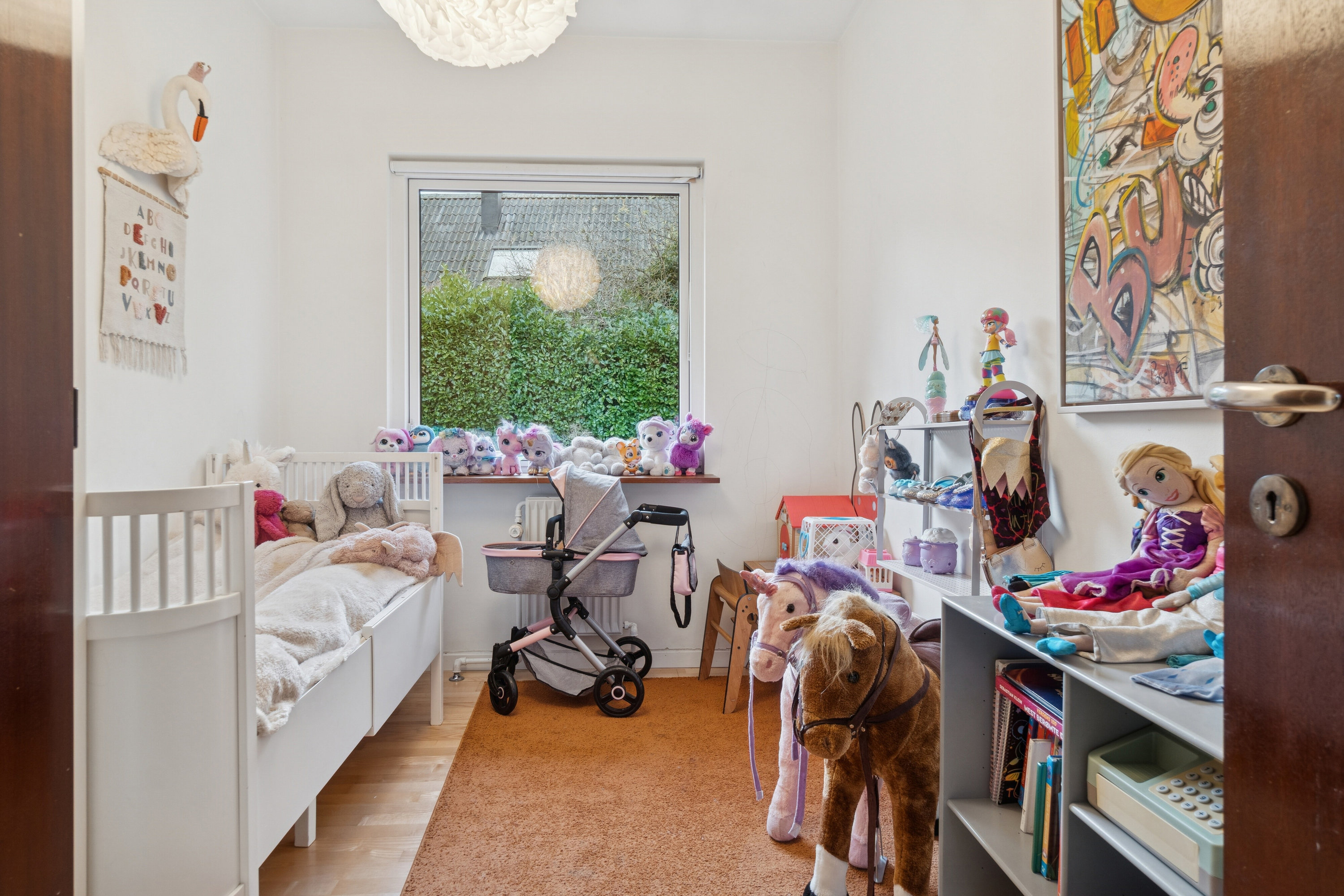 Fremhævet børneværelse billede i fuldskærmstilstand. Billede af Carinavej 8, 8270 Højbjerg