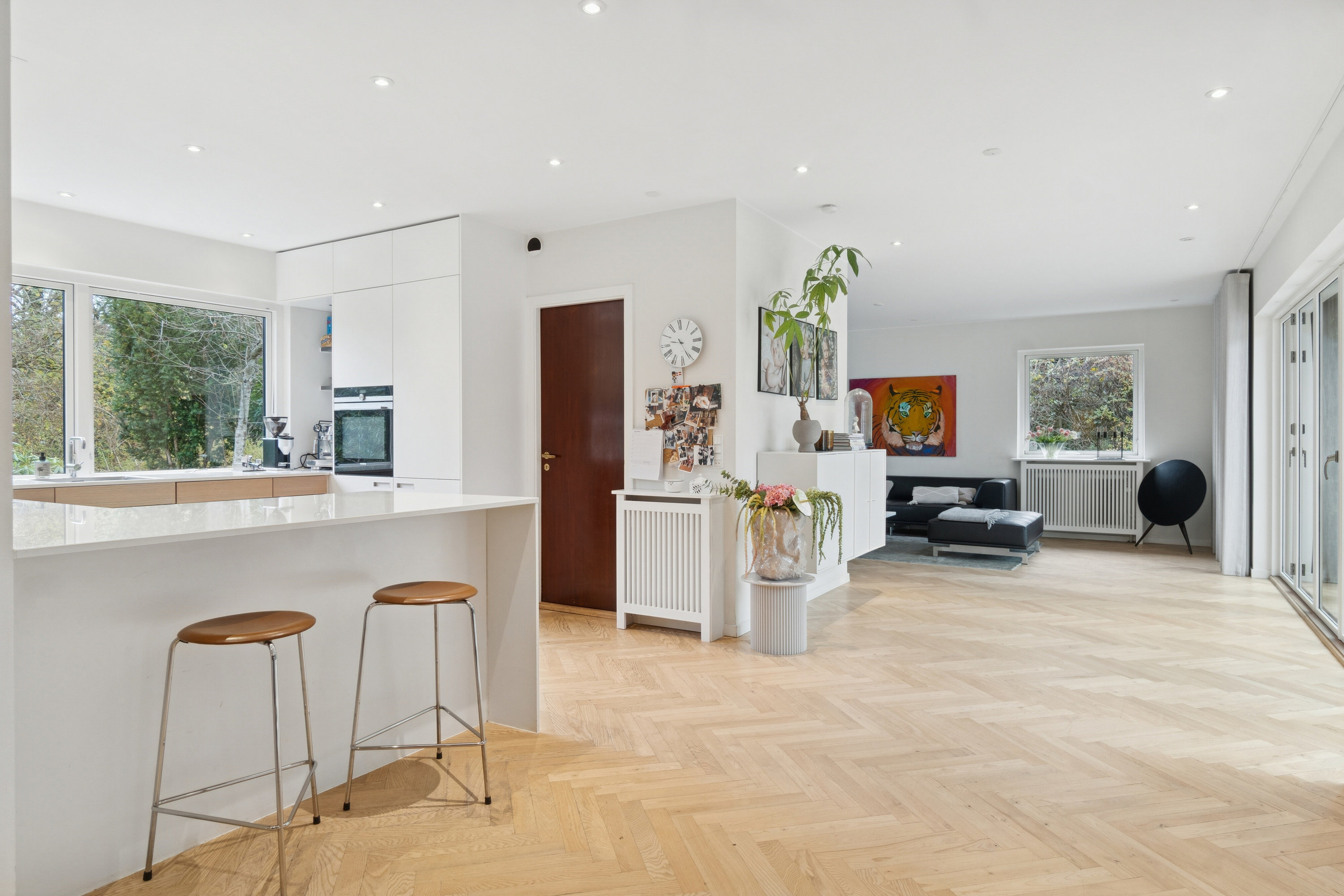 Fremhævet køkken/alrum billede i fuldskærmstilstand. Billede af Carinavej 8, 8270 Højbjerg