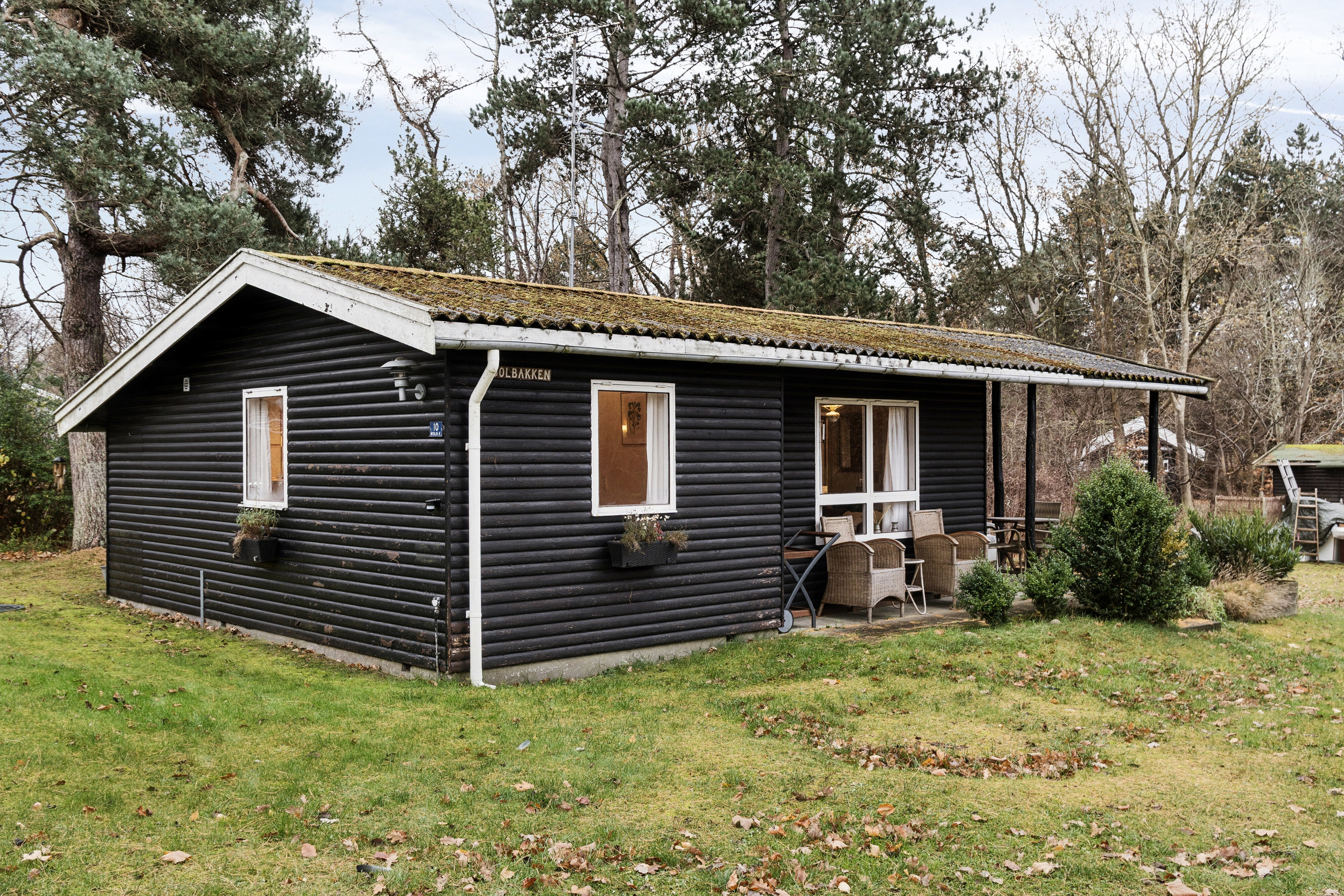 Fremhævet set fra haven billede i fuldskærmstilstand. Billede af Elsdyrvej 10, Indelukket, 4550 Asnæs