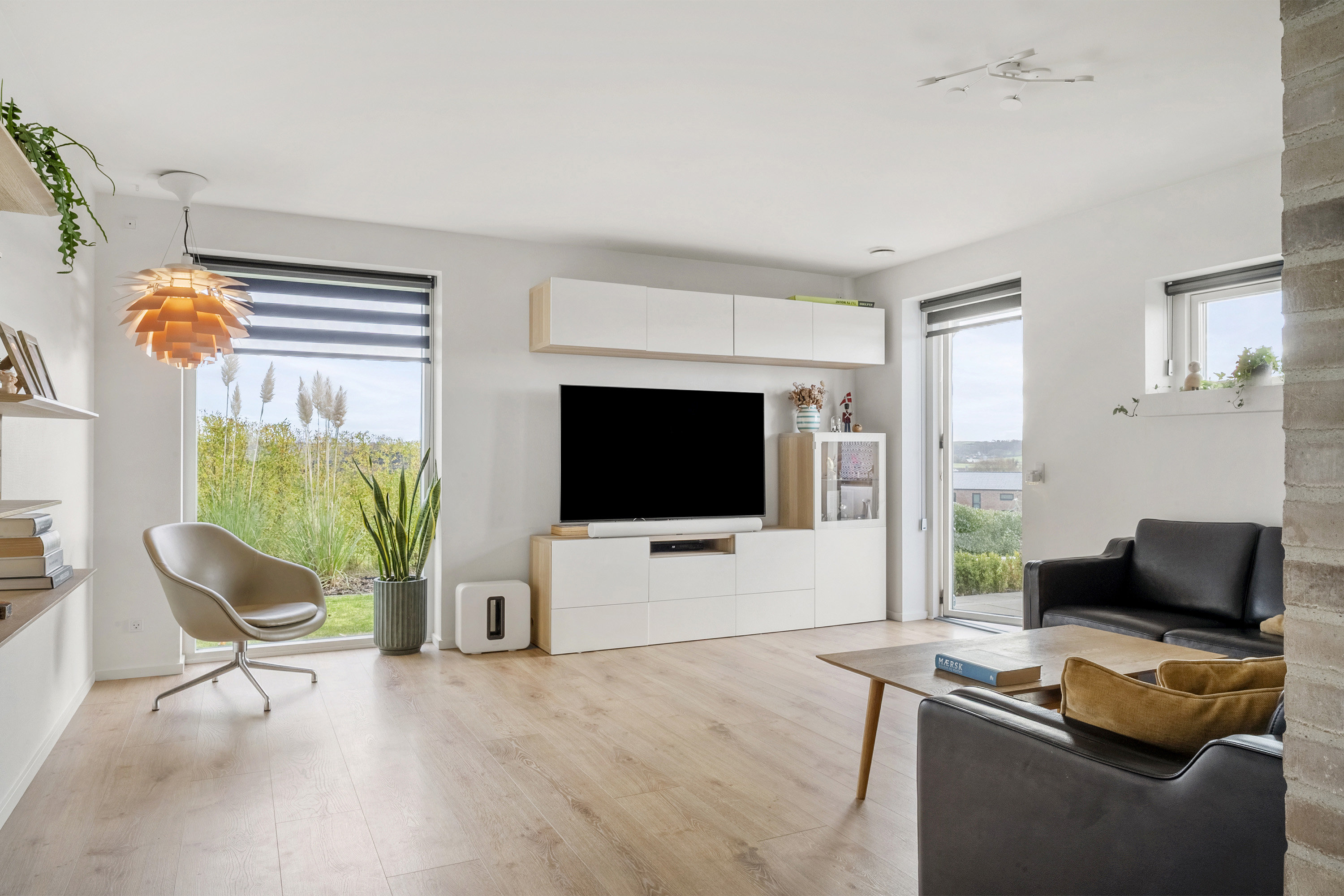 Fremhævet stue billede i fuldskærmstilstand. Billede af Renrosen 7, 8700 Horsens