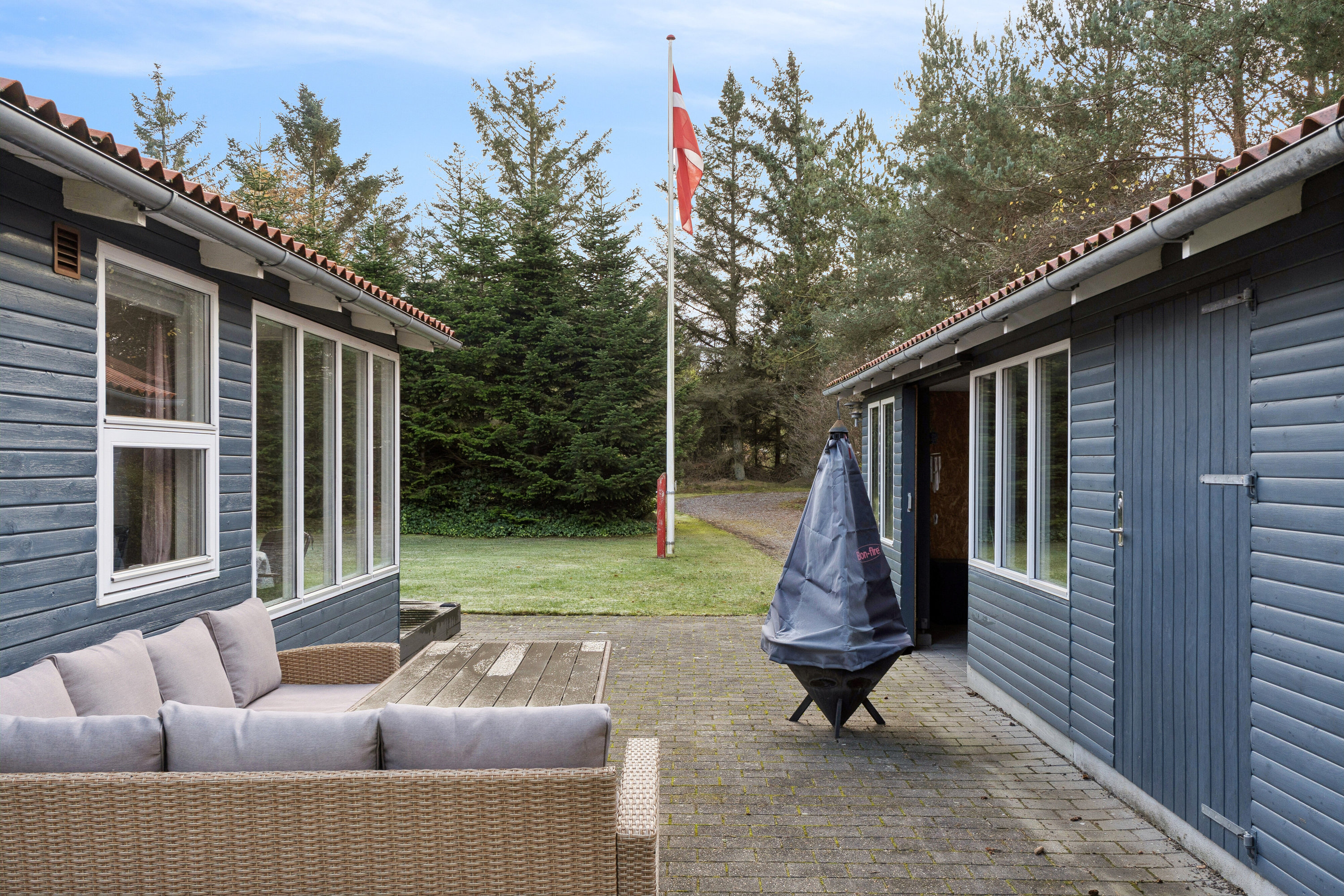 Fremhævet terrasse billede i fuldskærmstilstand. Billede af Skovvej 7, Sunddraget, 7790 Thyholm