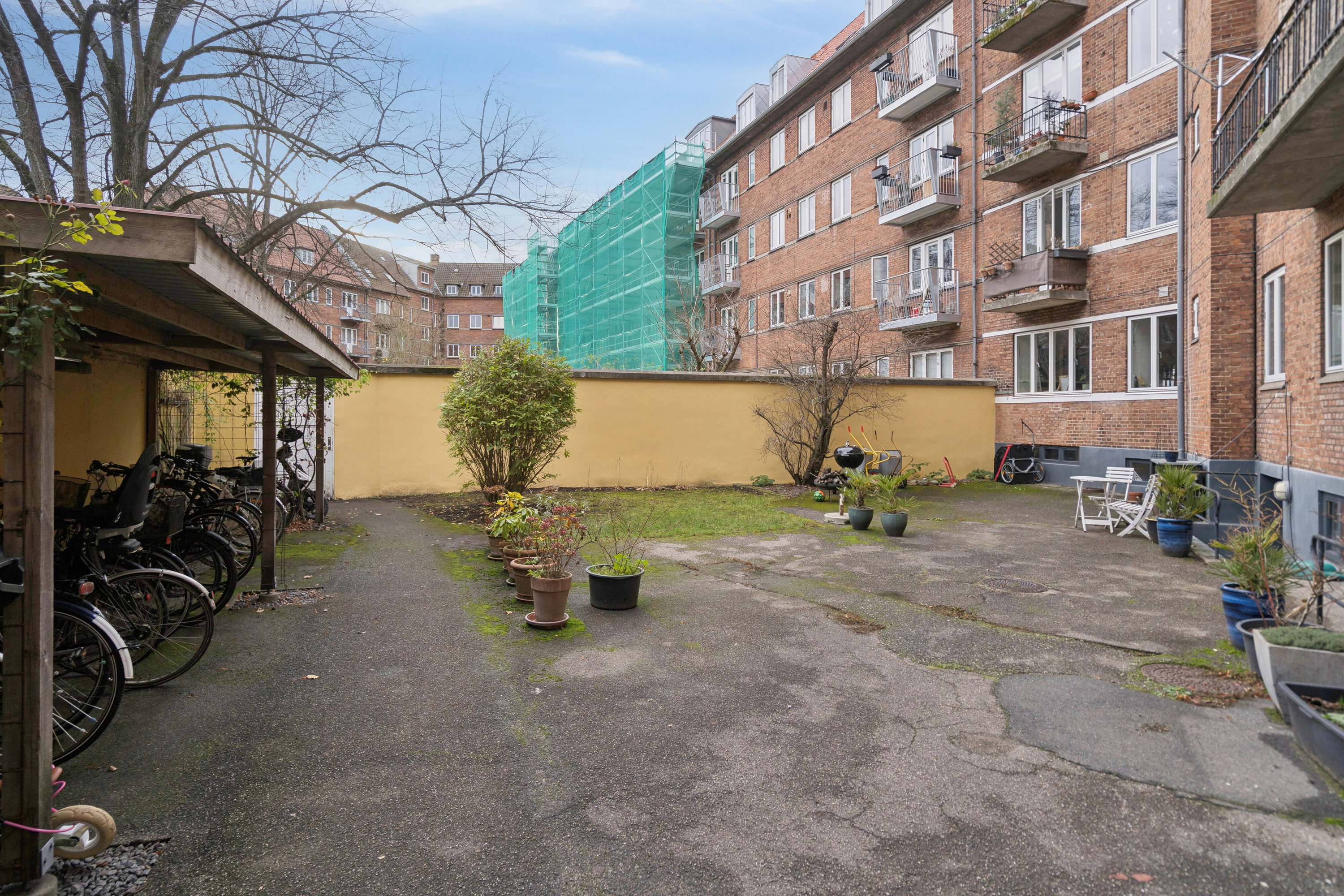 Fremhævet udendørs billede i fuldskærmstilstand. Billede af Skibhusvej 9, 4. th., 5000 Odense C