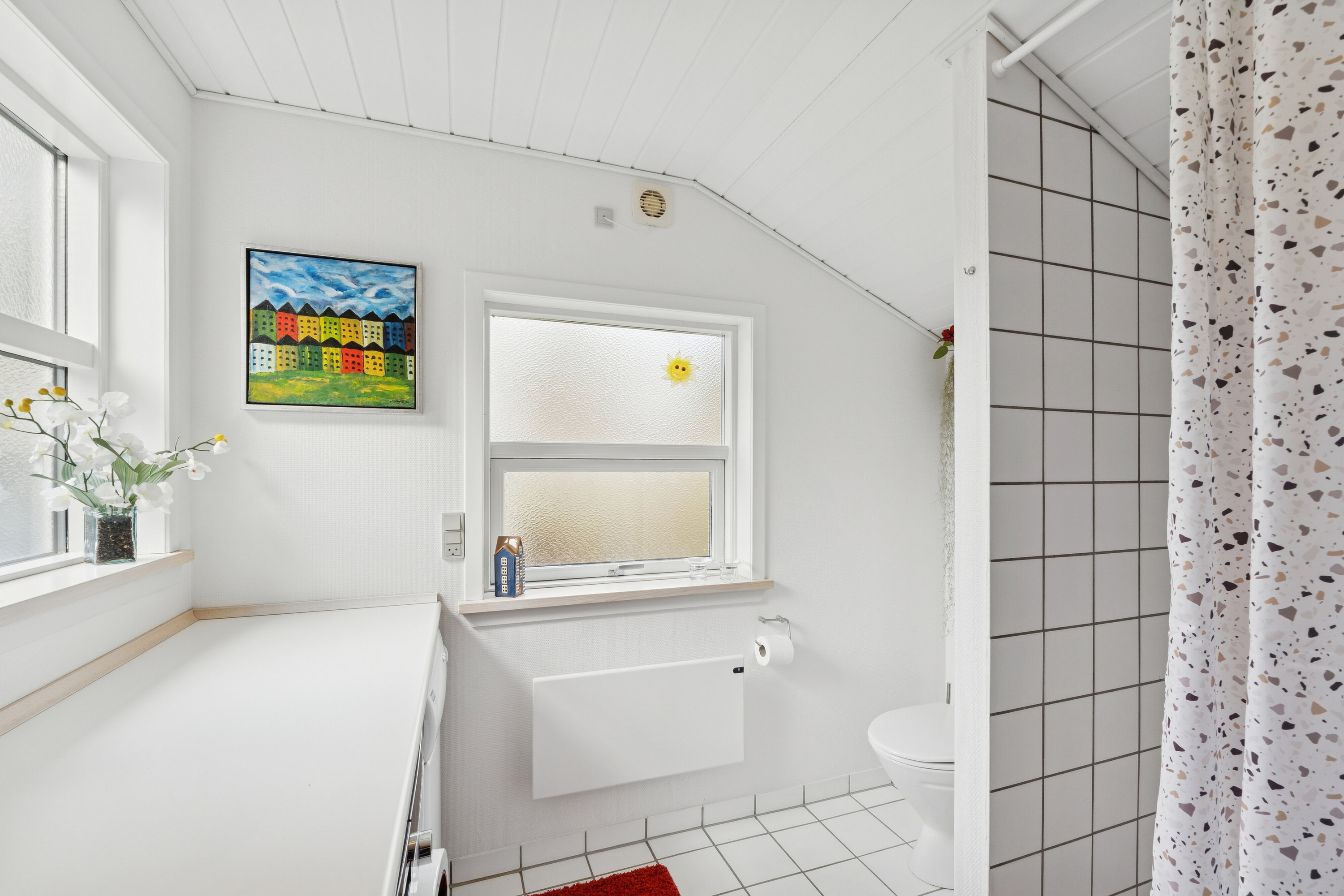 Fremhævet badeværelse billede i fuldskærmstilstand. Billede af Skovvej 7, Sunddraget, 7790 Thyholm