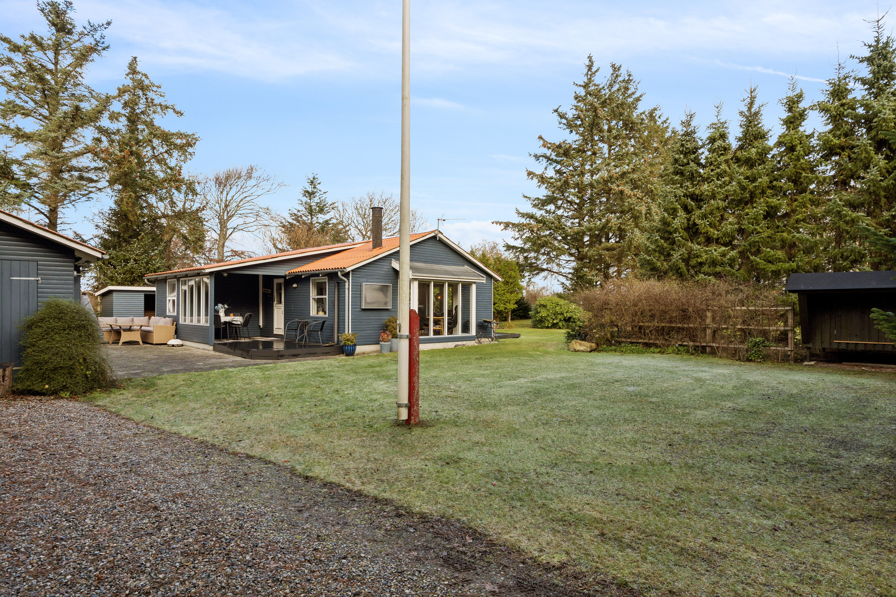 Miniaturebillede 1: set fra haven. Billede af Skovvej 7, Sunddraget, 7790 Thyholm