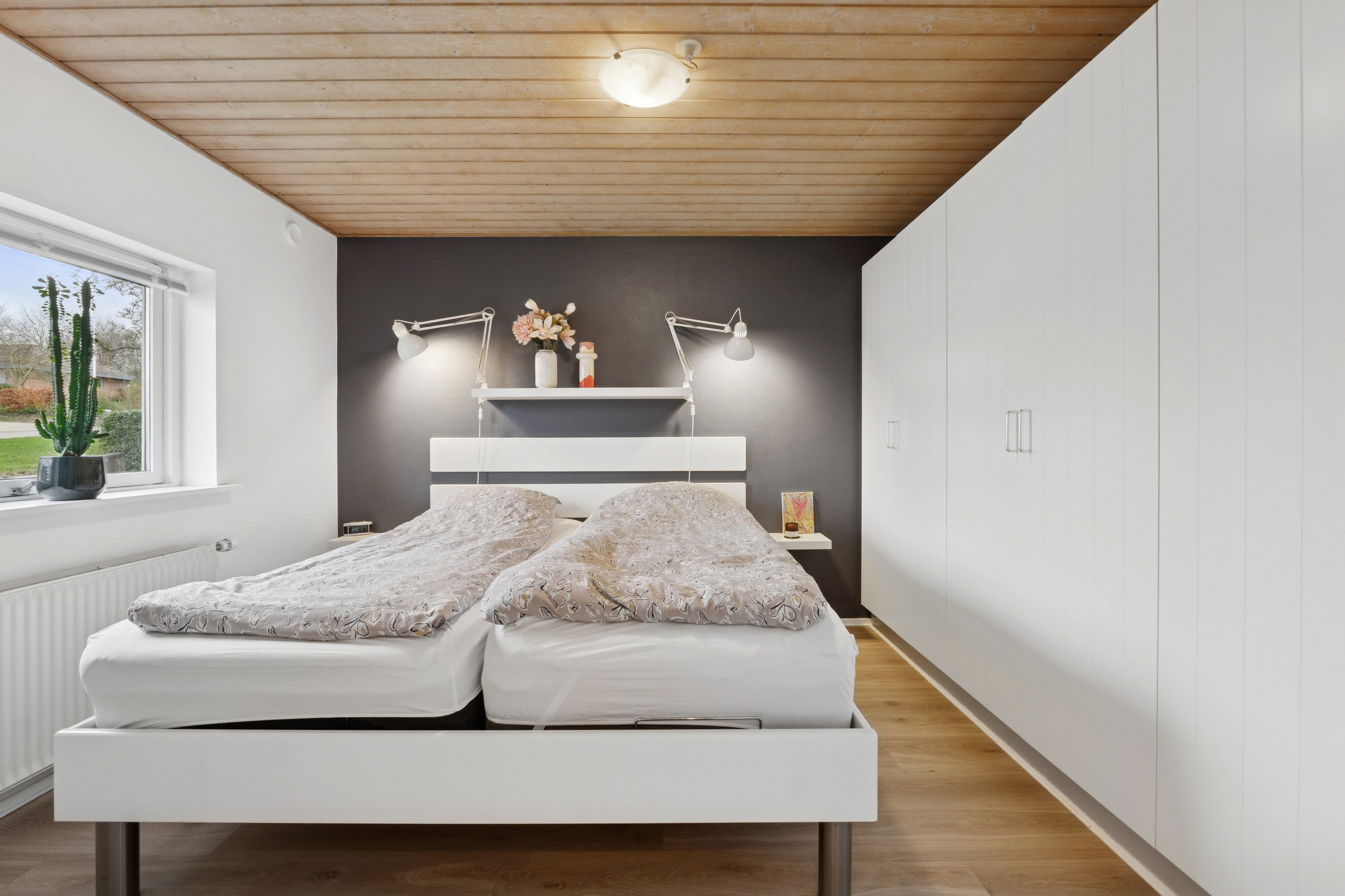 Fremhævet soveværelse billede i fuldskærmstilstand. Billede af Plantagevej 77, 5462 Morud