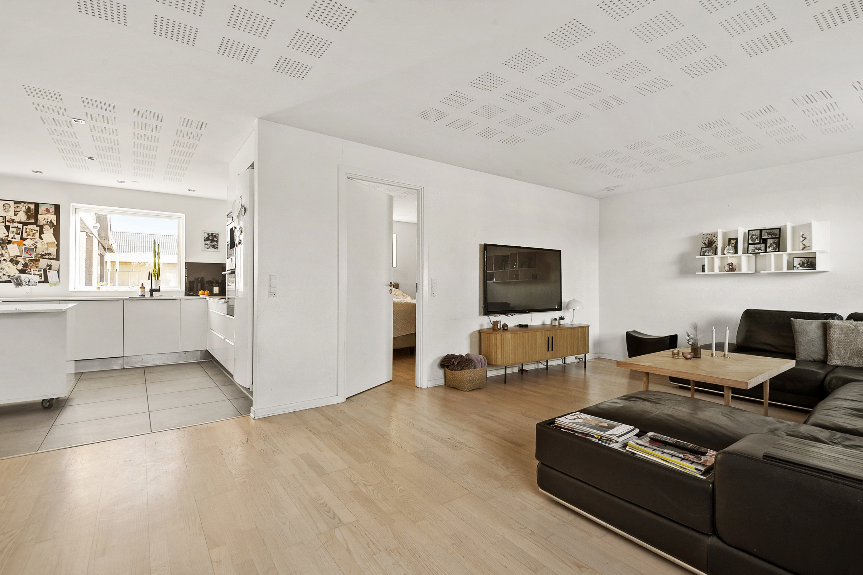 Fremhævet stue billede i fuldskærmstilstand. Billede af Laboratorievej 12, 6800 Varde