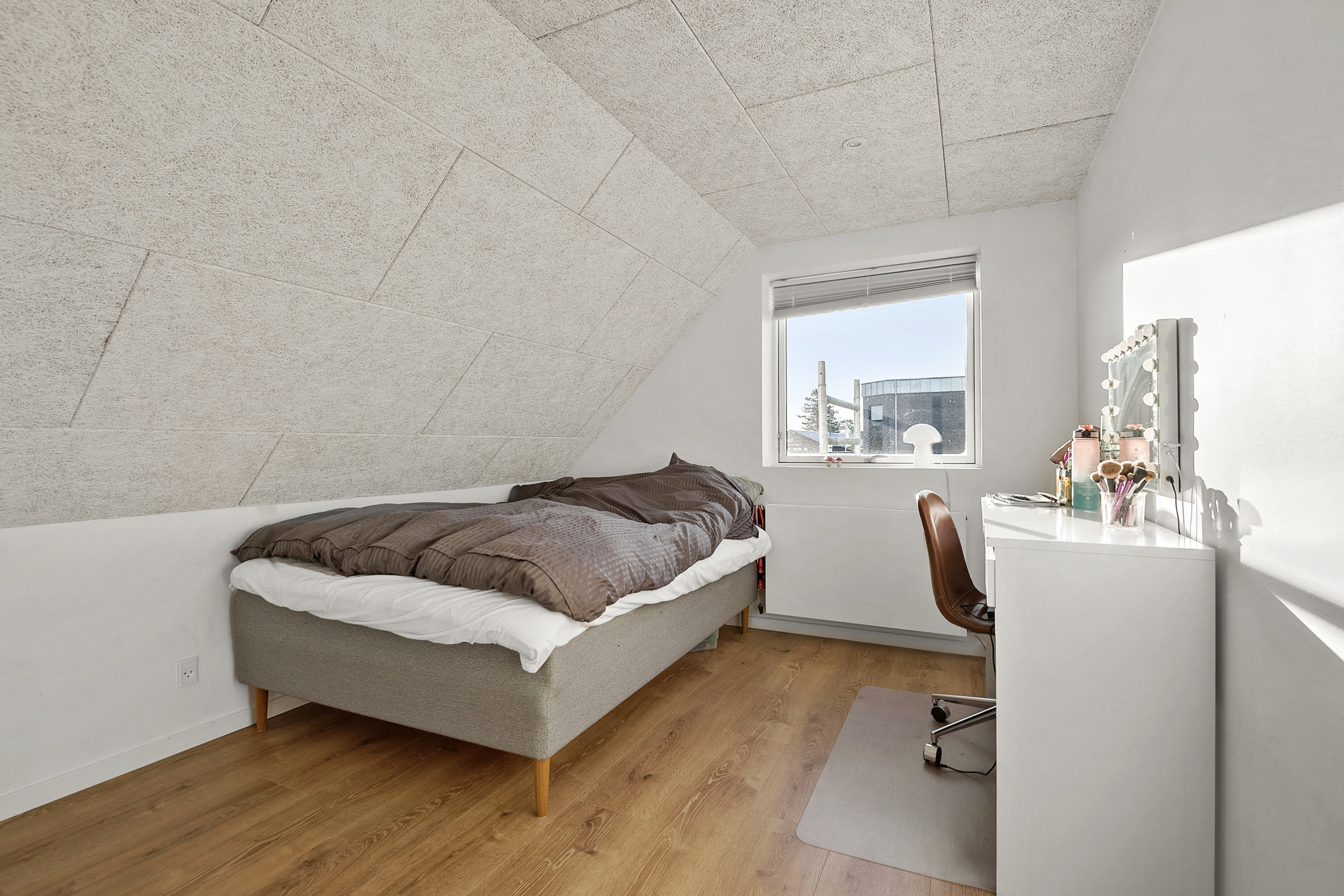 Fremhævet soveværelse billede i fuldskærmstilstand. Billede af Laboratorievej 12, 6800 Varde