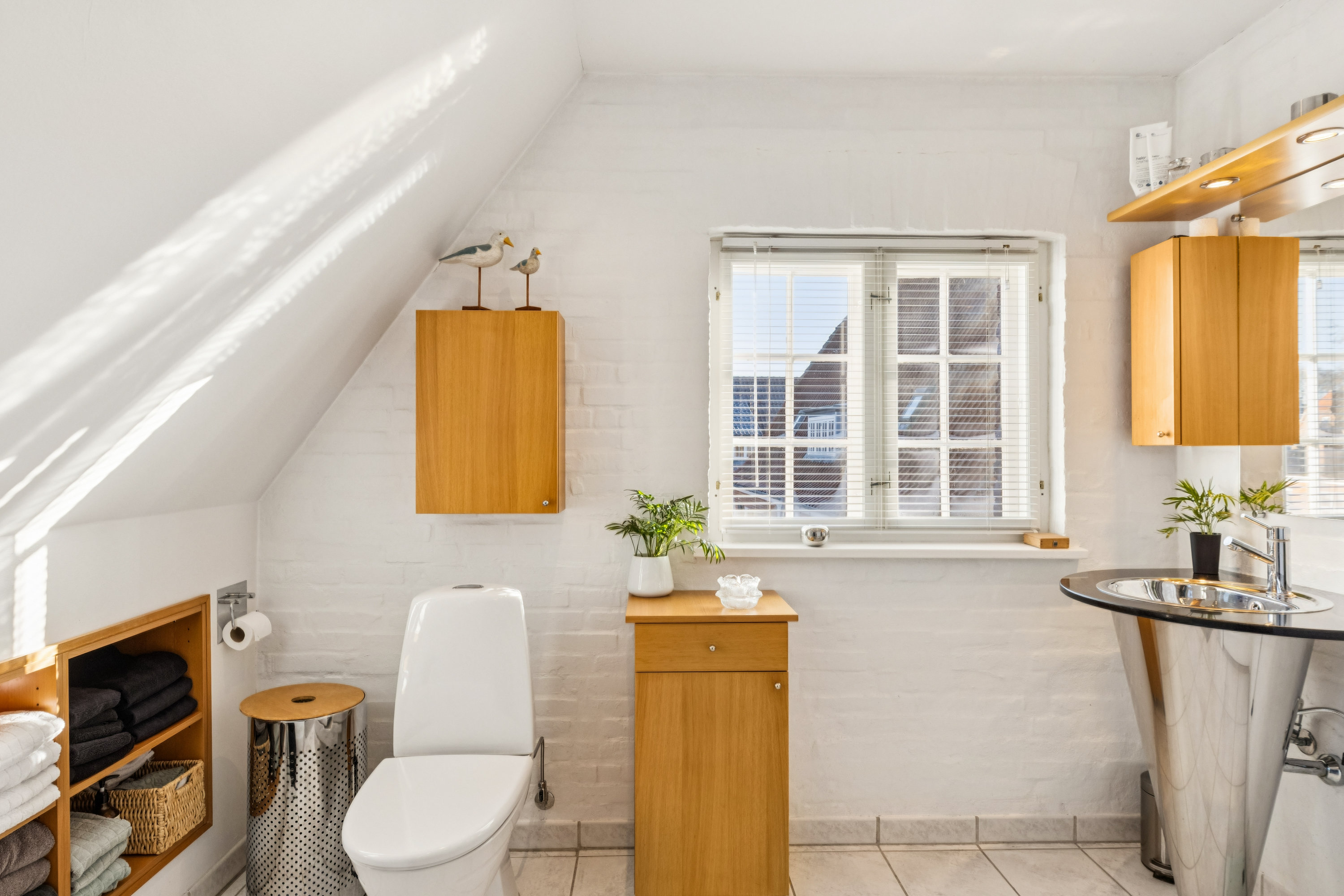 Fremhævet badeværelse billede i fuldskærmstilstand. Billede af Albert Skeels Gade 13, 6760 Ribe