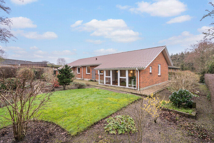 Miniaturebillede 1: facade. Billede af Møllebakken 8, 6971 Spjald