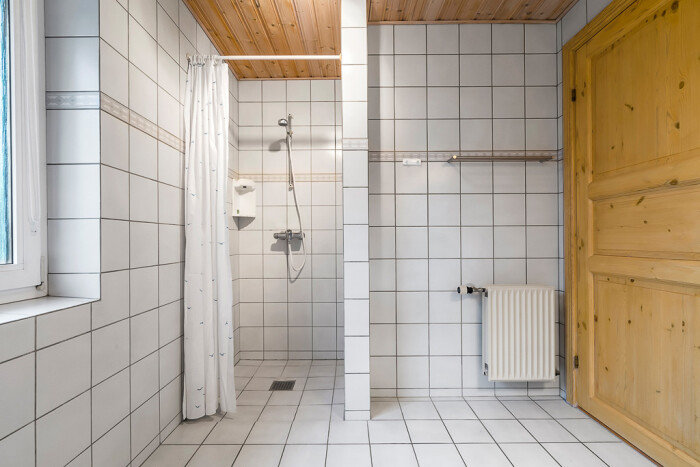 Fremhævet badeværelse billede i fuldskærmstilstand. Billede af Møllebakken 8, 6971 Spjald