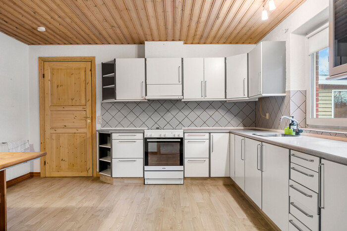 Miniaturebillede 2: køkken. Billede af Møllebakken 8, 6971 Spjald