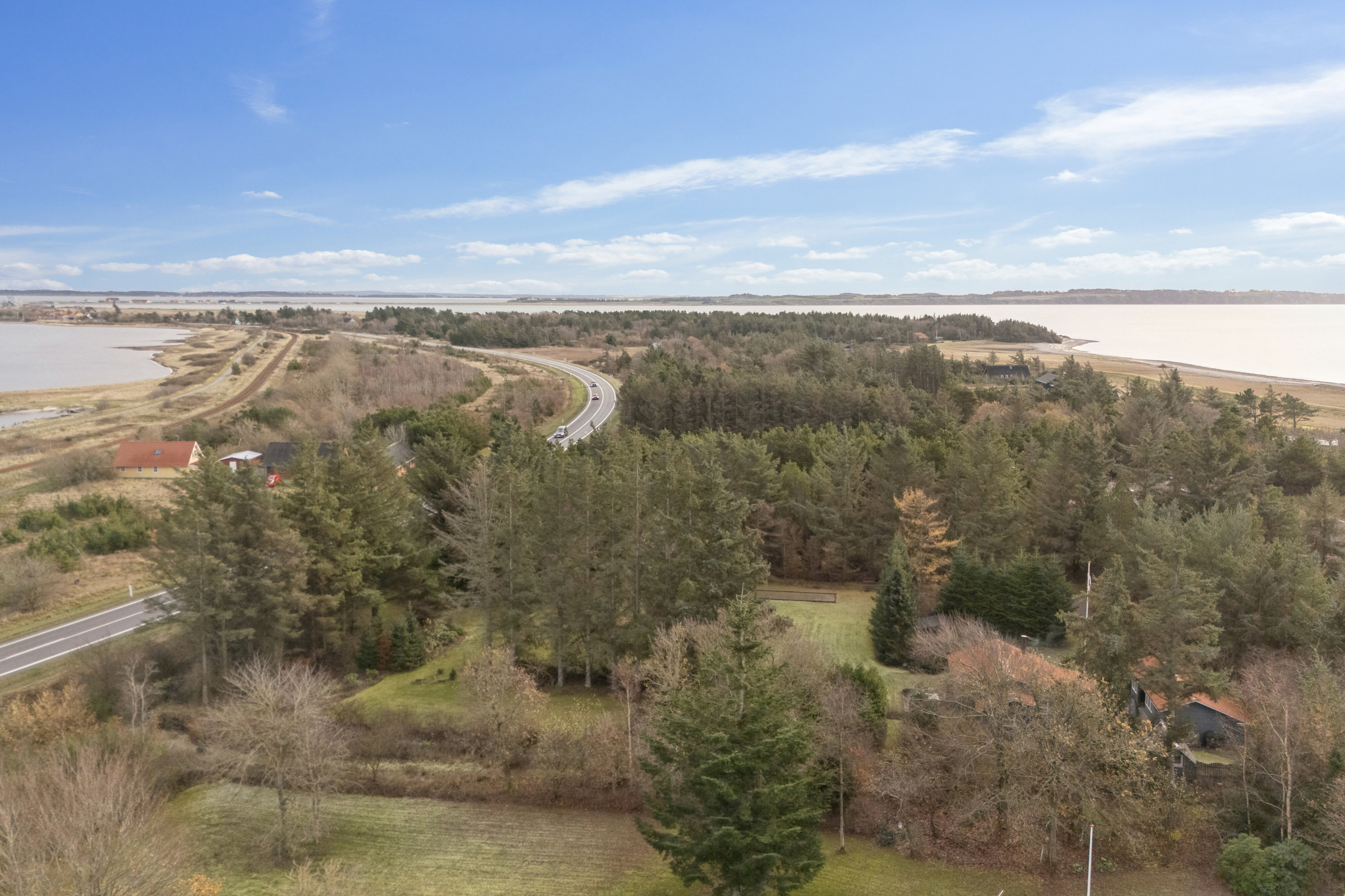 Fremhævet udsigt fra toppen billede i fuldskærmstilstand. Billede af Skovvej 7, Sunddraget, 7790 Thyholm