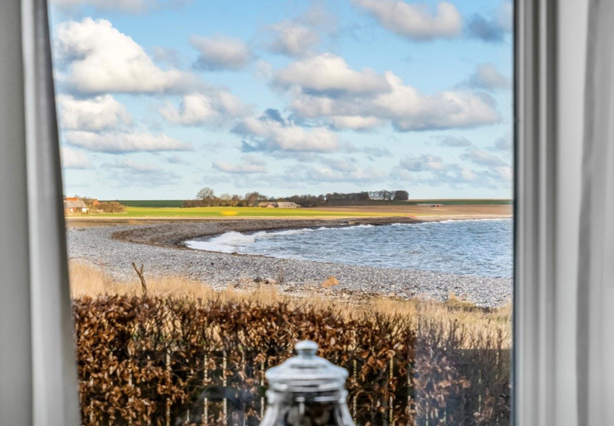 Fremhævet andet billede i fuldskærmstilstand. Billede af Karlby Strandvej 6, 8500 Grenaa