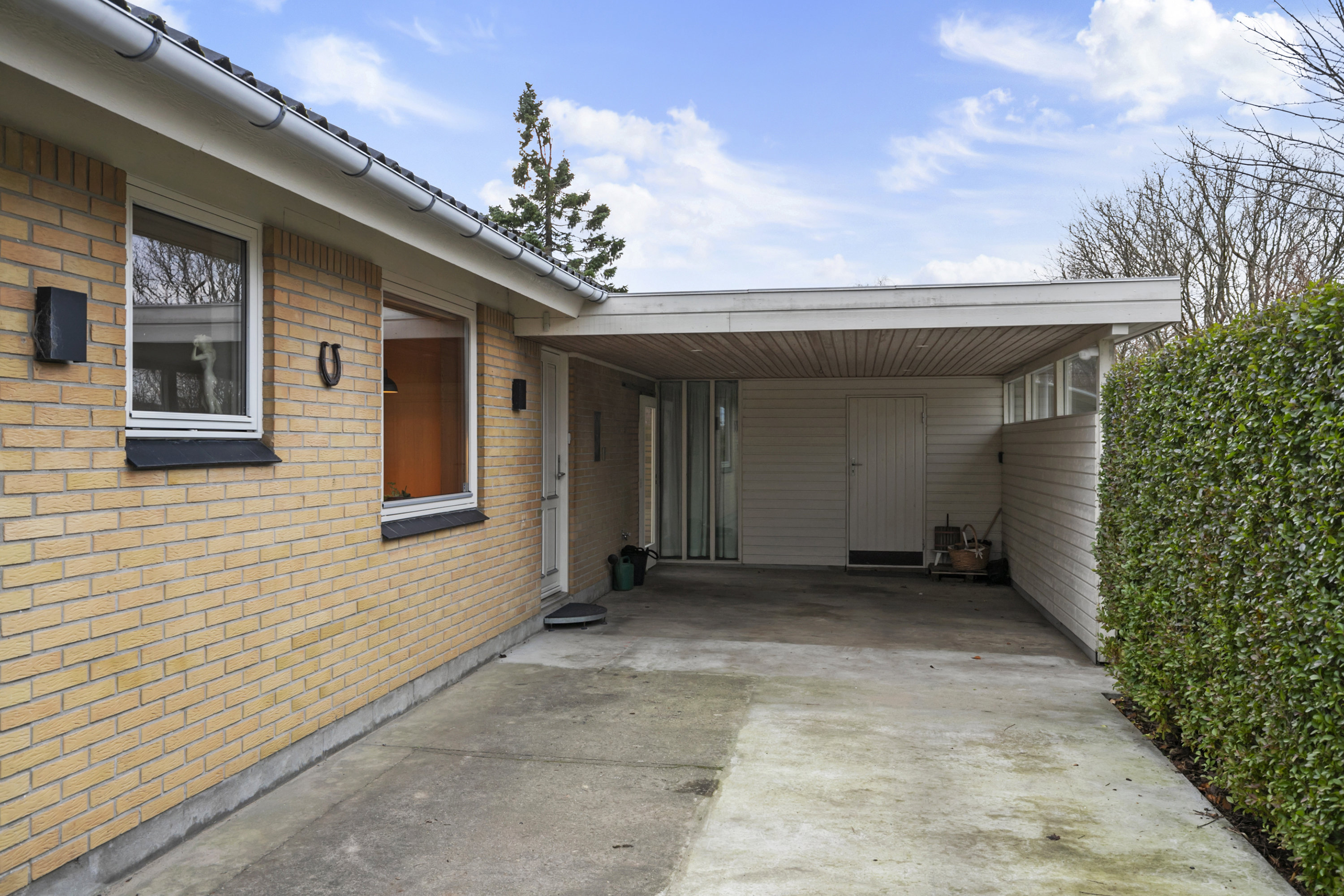 Fremhævet carport billede i fuldskærmstilstand. Billede af Elisabeth Billes Vej 66, 9300 Sæby 