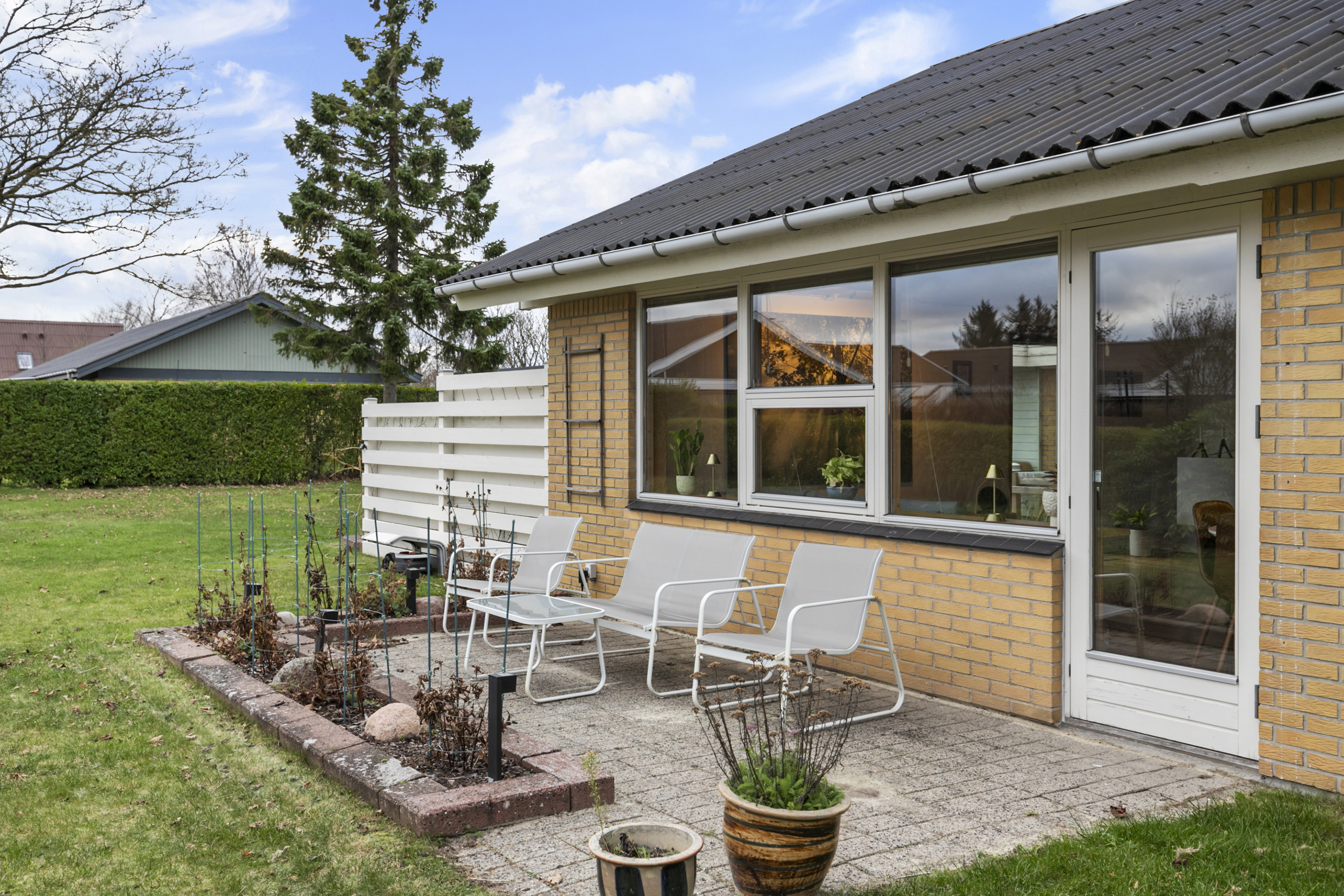 Fremhævet terrasse billede i fuldskærmstilstand. Billede af Elisabeth Billes Vej 66, 9300 Sæby 