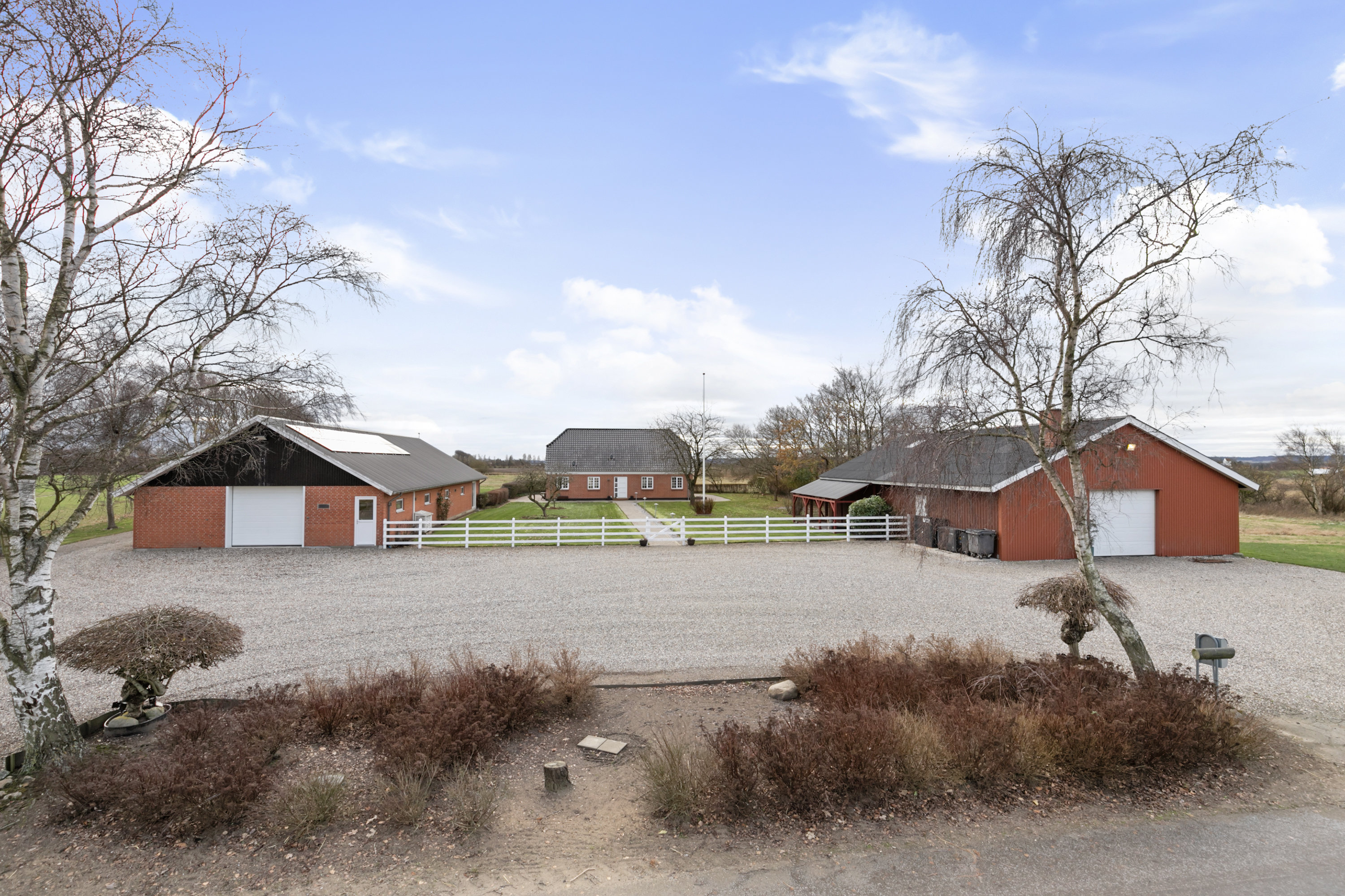 Fremhævet ejendommen billede i fuldskærmstilstand. Billede af Fjembevej 45, 9352 Dybvad