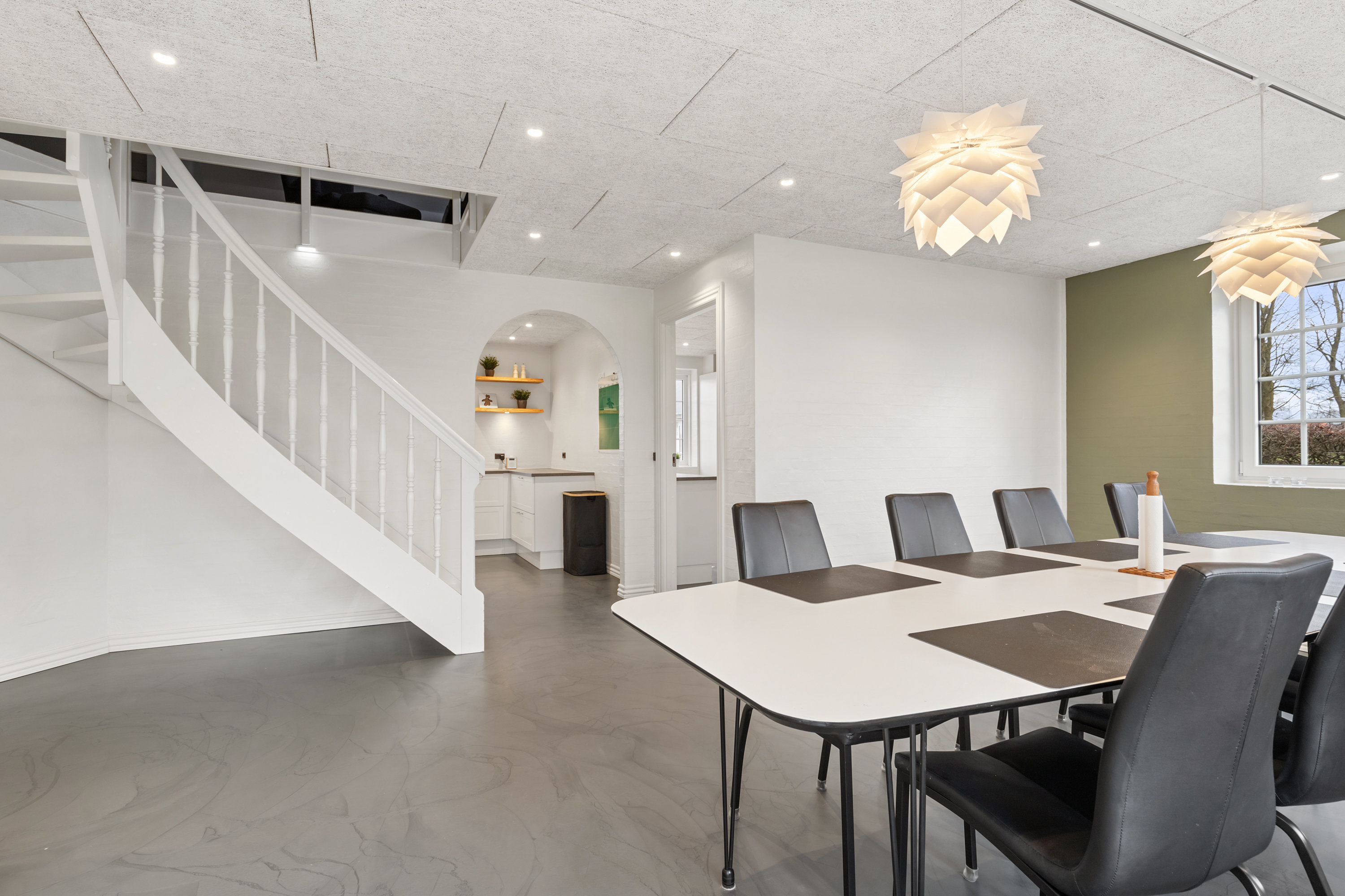 Fremhævet køkken alrum billede i fuldskærmstilstand. Billede af Fjembevej 45, 9352 Dybvad