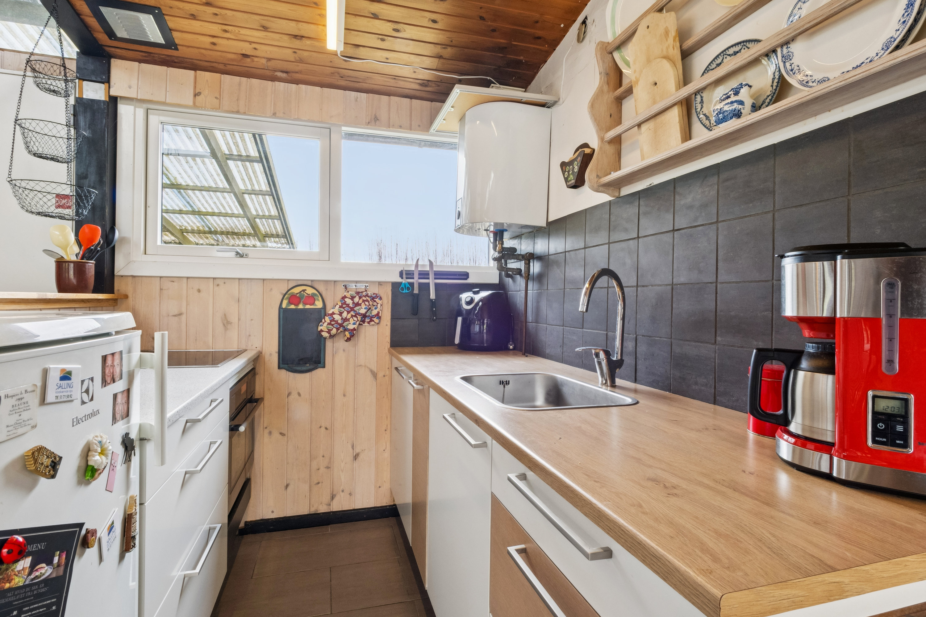 Fremhævet køkken billede i fuldskærmstilstand. Billede af Kystvejen 13, Eskov, 7870 Roslev