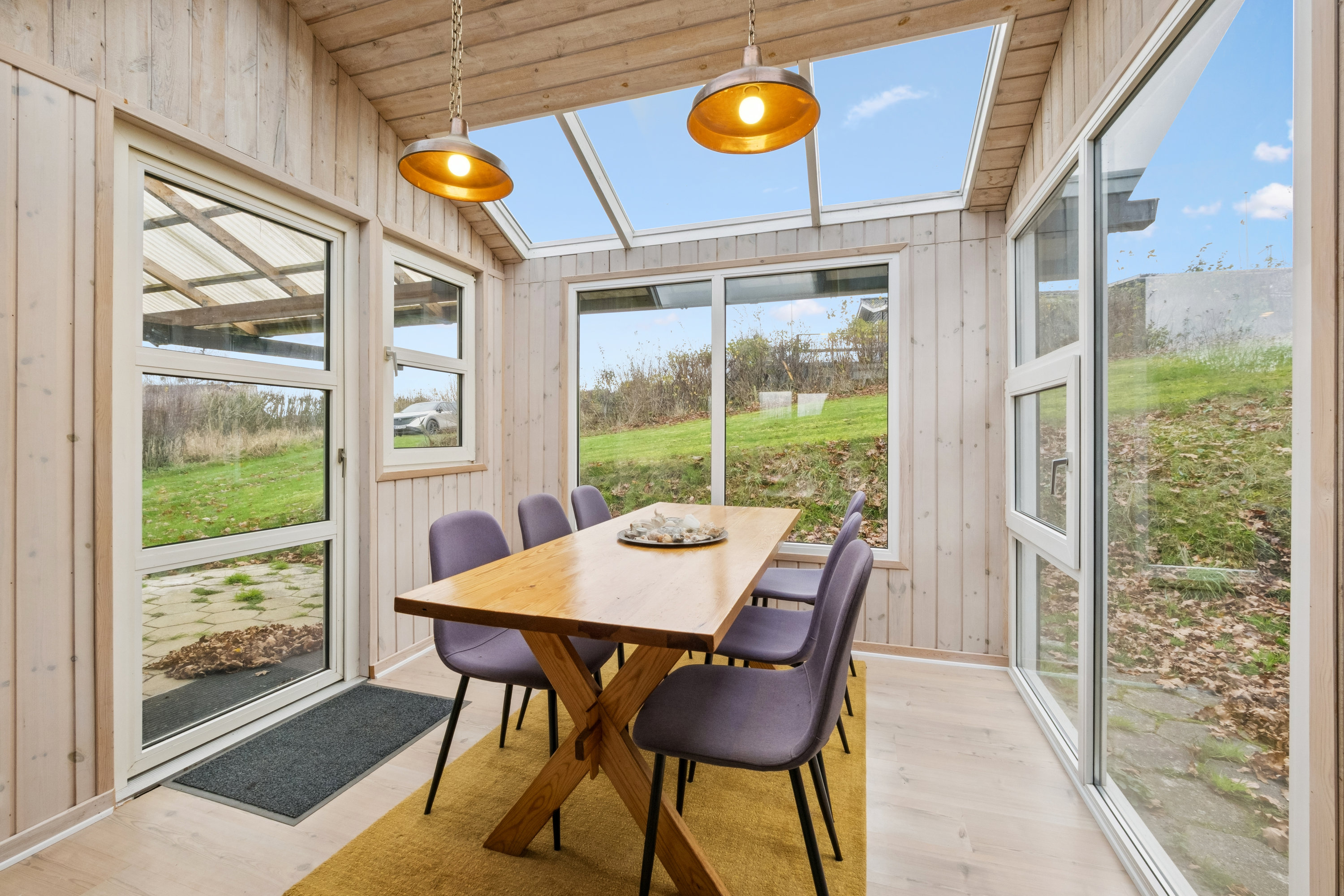 Fremhævet stue billede i fuldskærmstilstand. Billede af Kystvejen 13, Eskov, 7870 Roslev