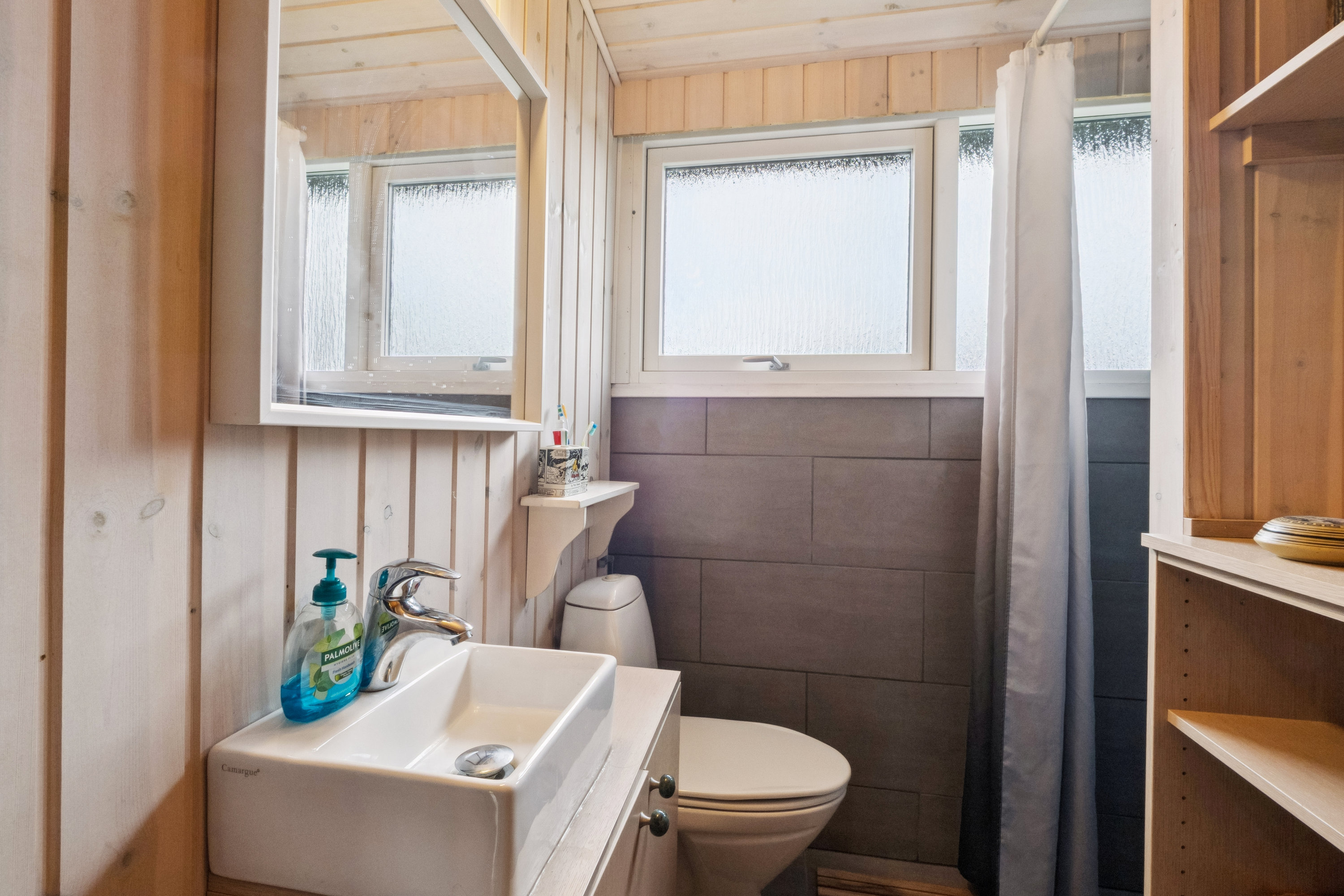 Fremhævet badeværelse billede i fuldskærmstilstand. Billede af Kystvejen 13, Eskov, 7870 Roslev