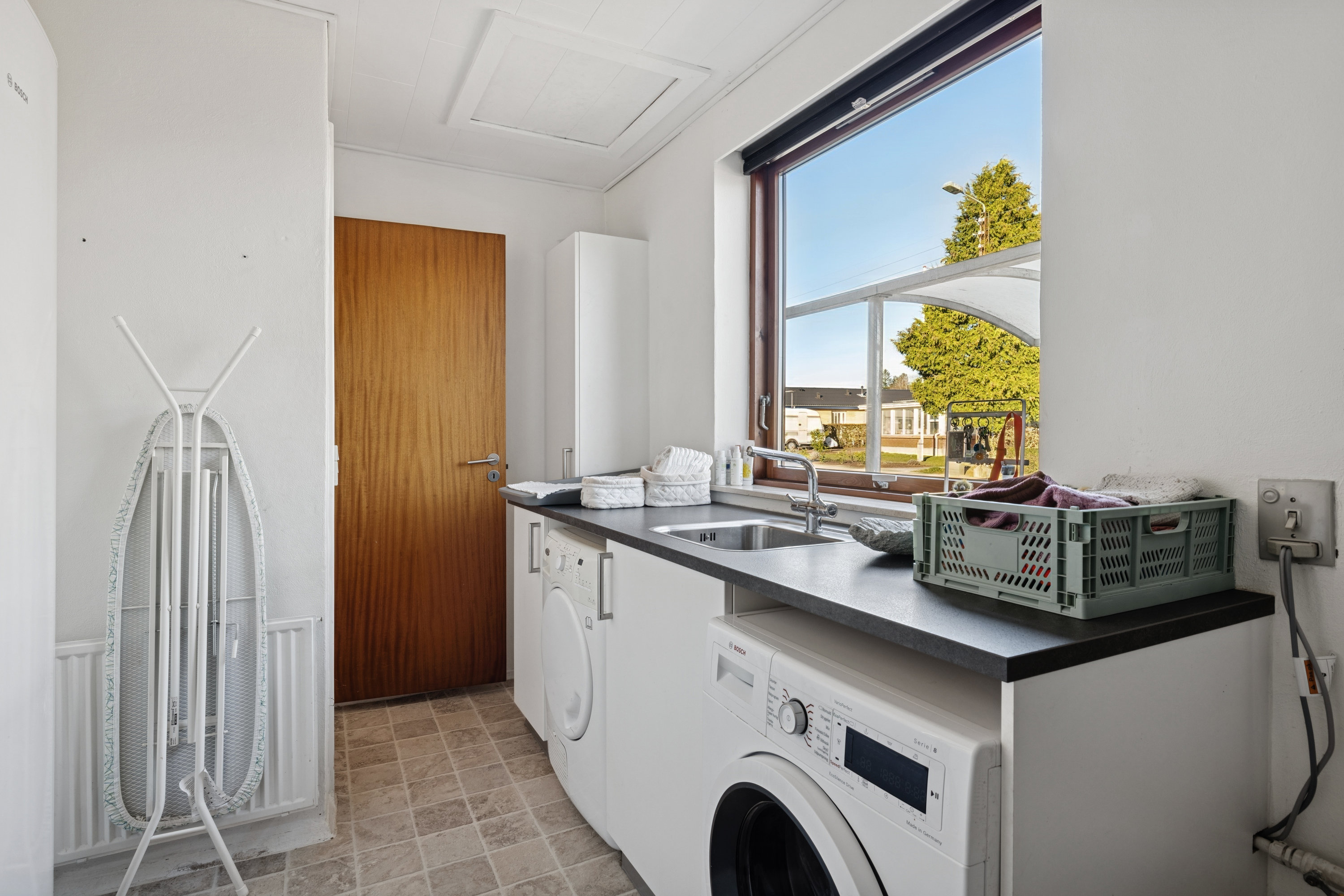 Fremhævet badeværelse billede i fuldskærmstilstand. Billede af Hindbærvej 19, 8800 Viborg