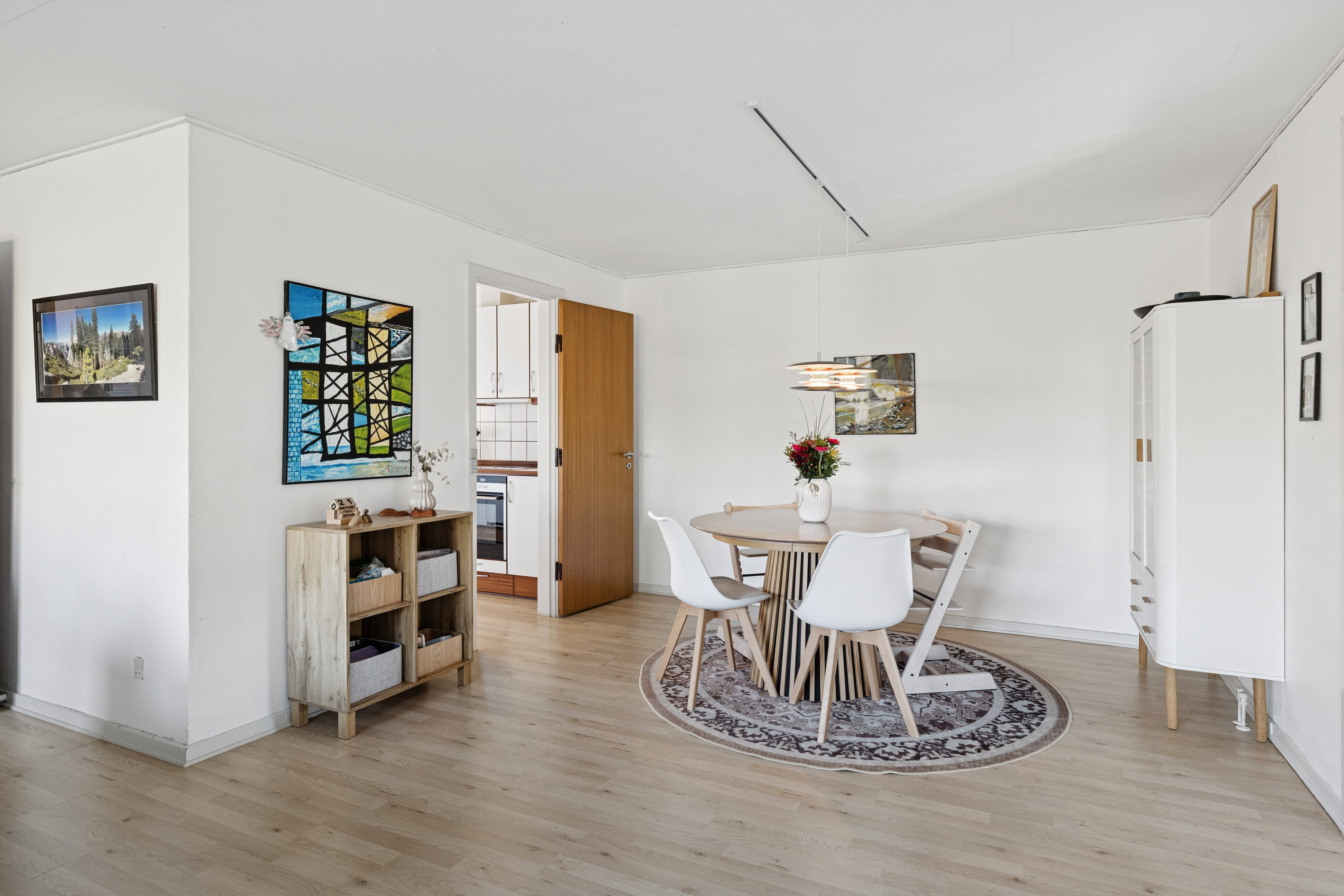 Fremhævet stue billede i fuldskærmstilstand. Billede af Hindbærvej 19, 8800 Viborg