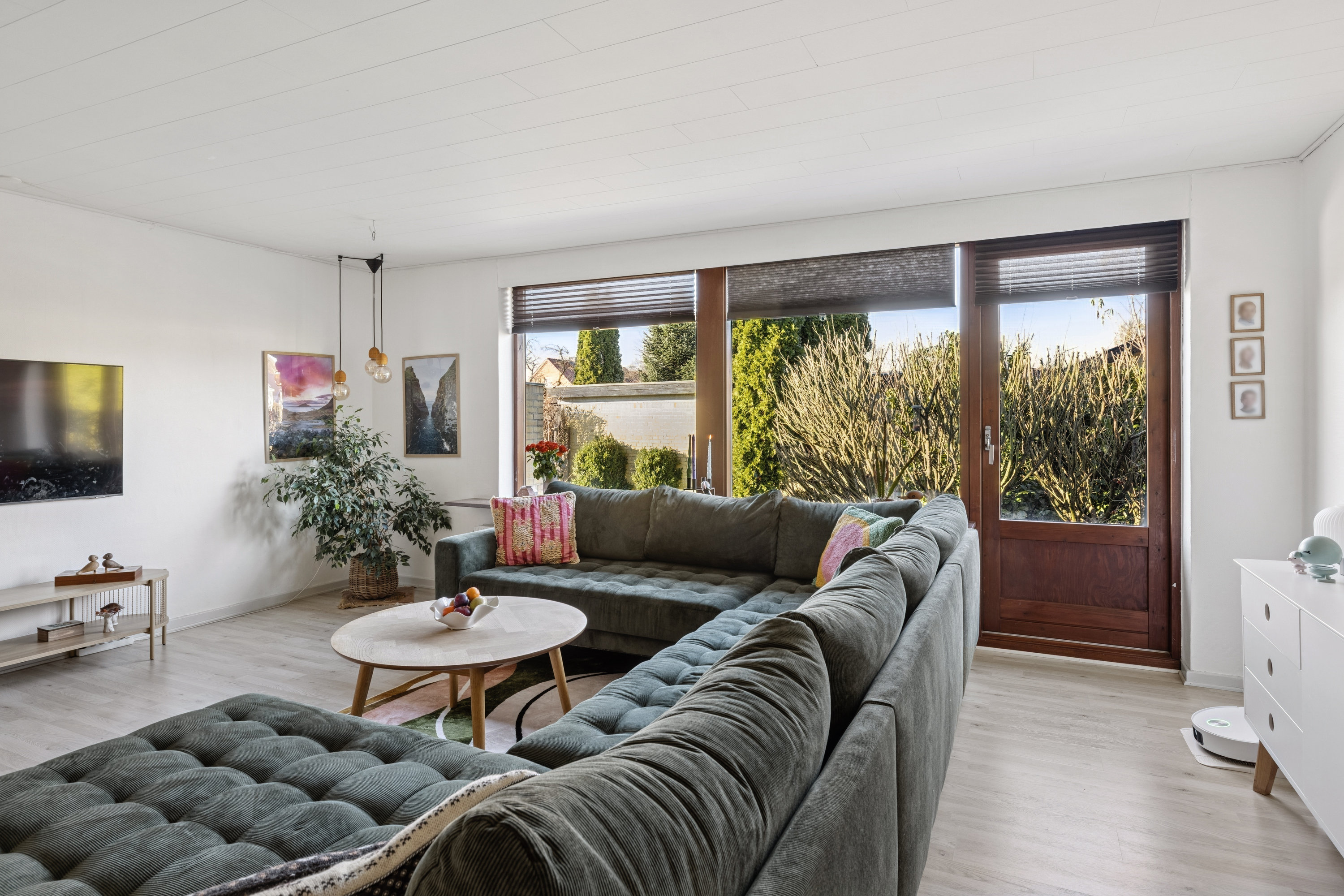 Fremhævet stue billede i fuldskærmstilstand. Billede af Hindbærvej 19, 8800 Viborg