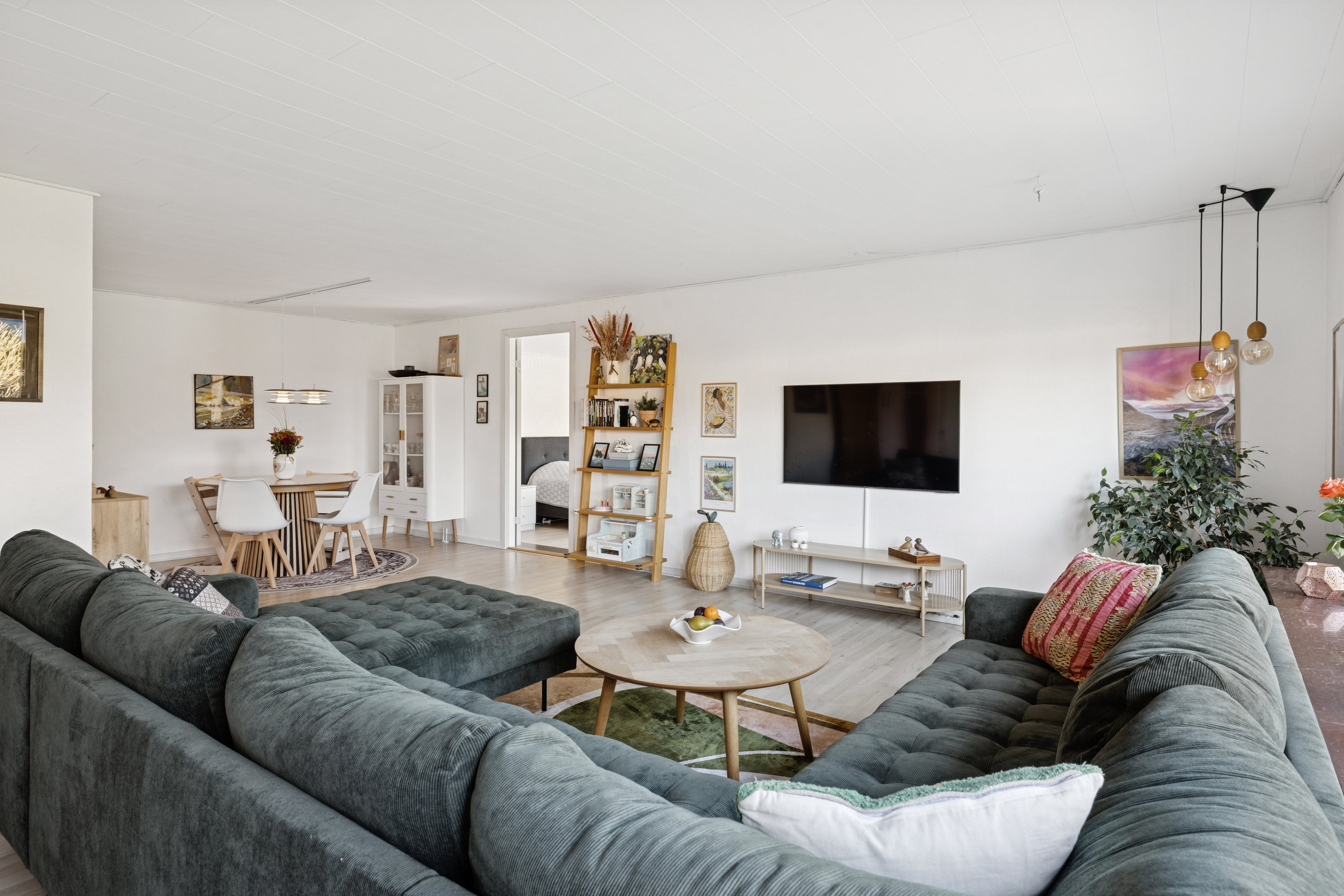 Fremhævet stue billede i fuldskærmstilstand. Billede af Hindbærvej 19, 8800 Viborg