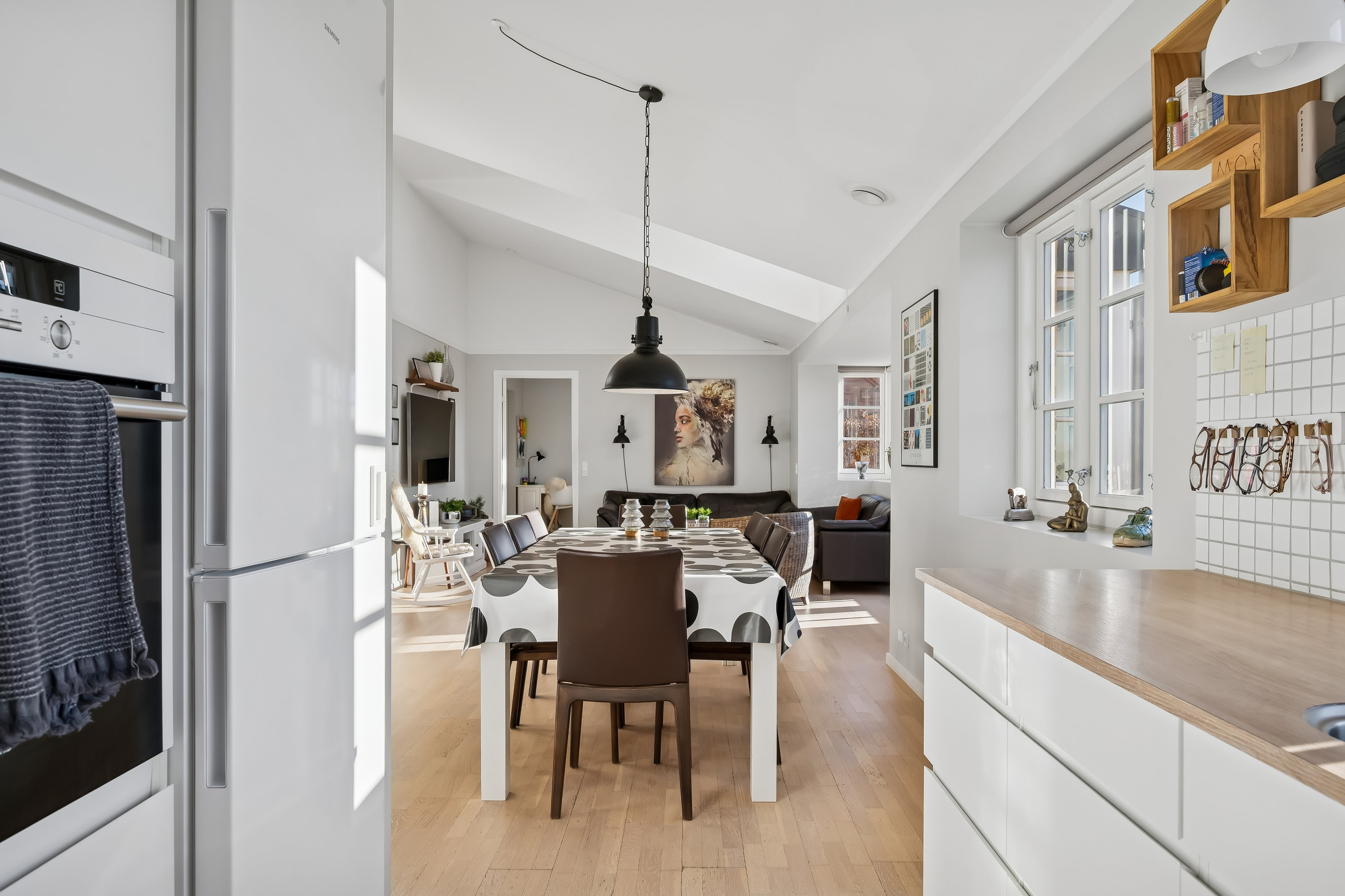 Fremhævet stue billede i fuldskærmstilstand. Billede af Udsigten 11, Haldum, 8382 Hinnerup