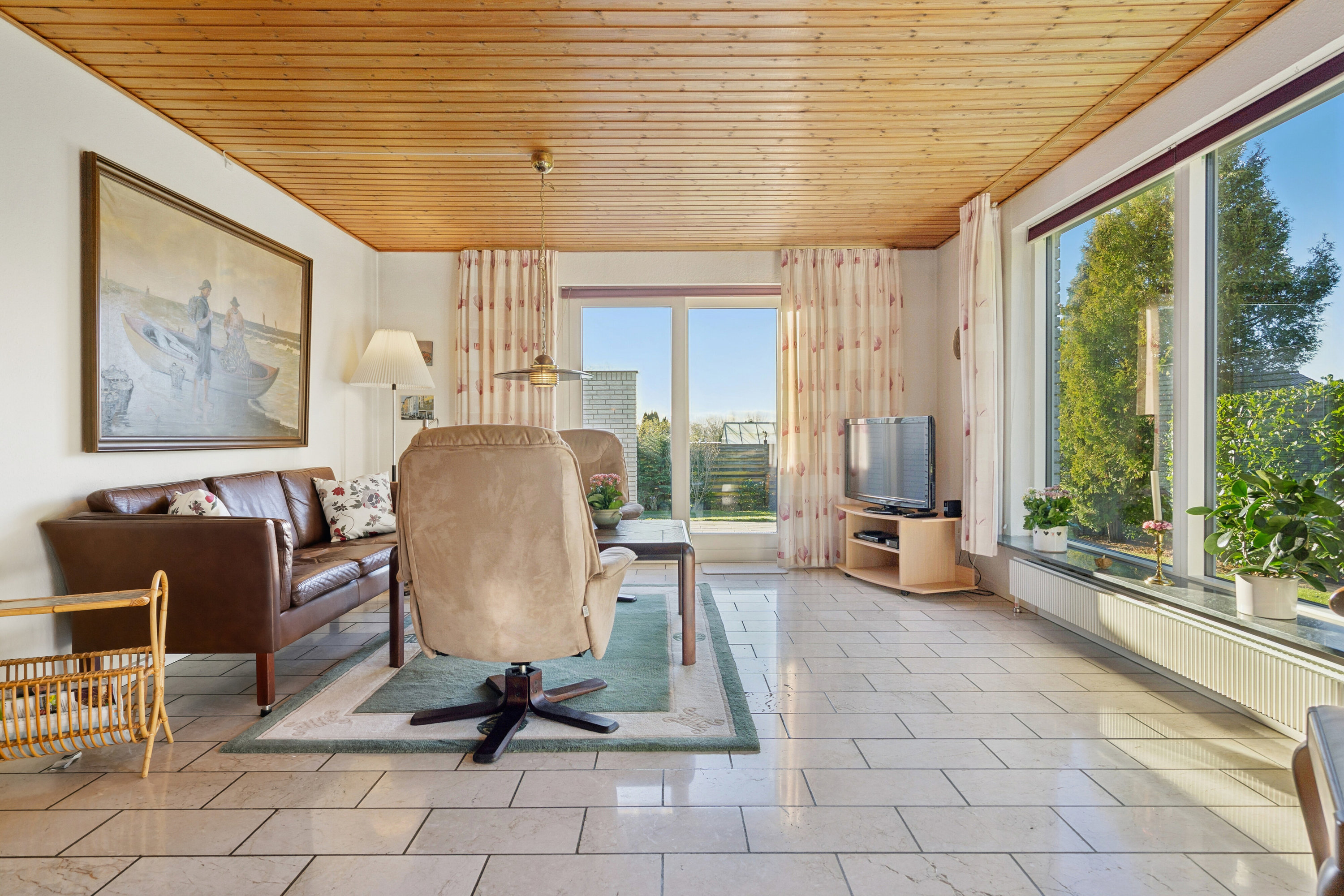 Fremhævet stue billede i fuldskærmstilstand. Billede af Duevej 4, 4640 Faxe