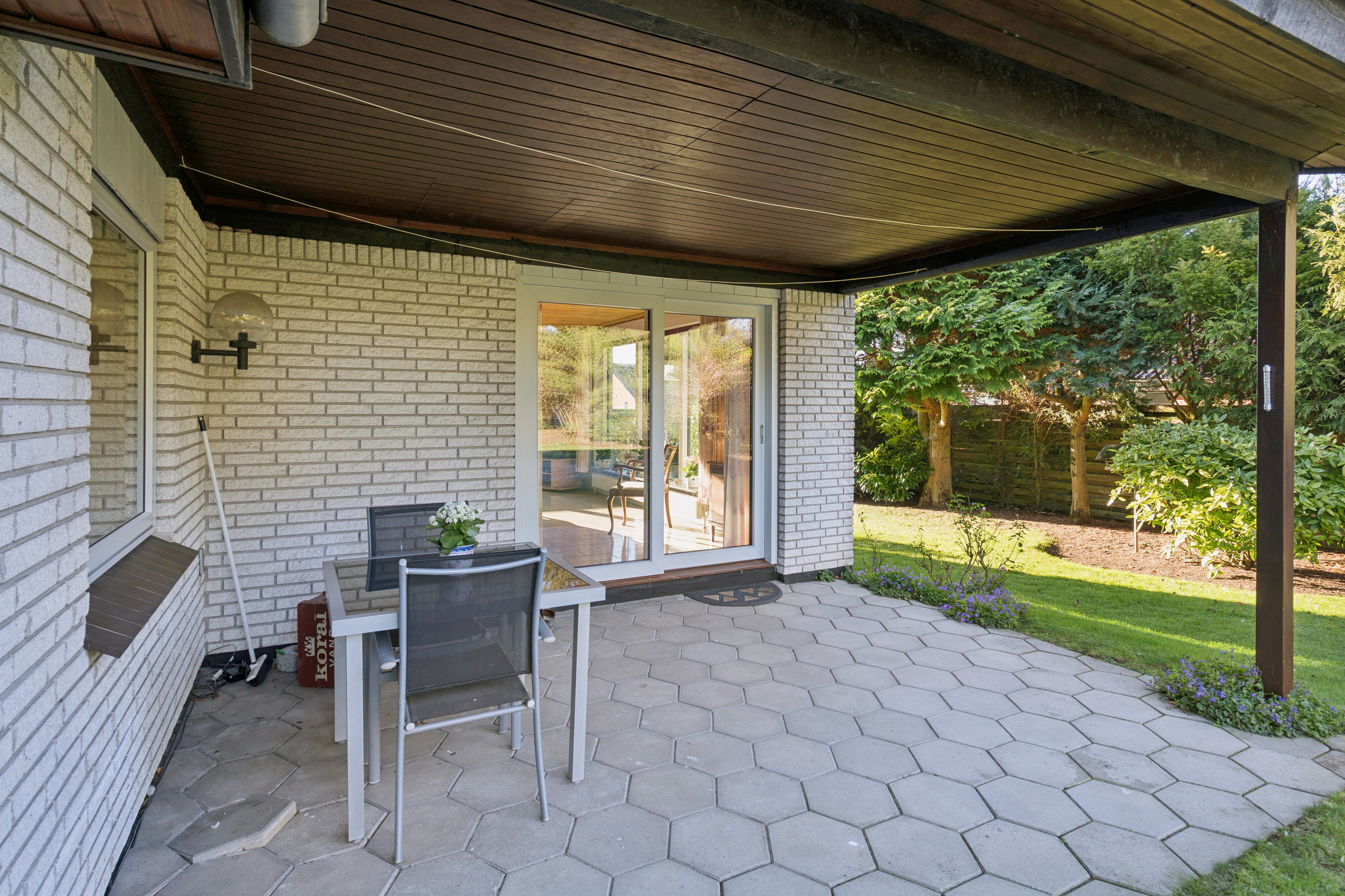 Fremhævet overdækket terrasse billede i fuldskærmstilstand. Billede af Duevej 4, 4640 Faxe