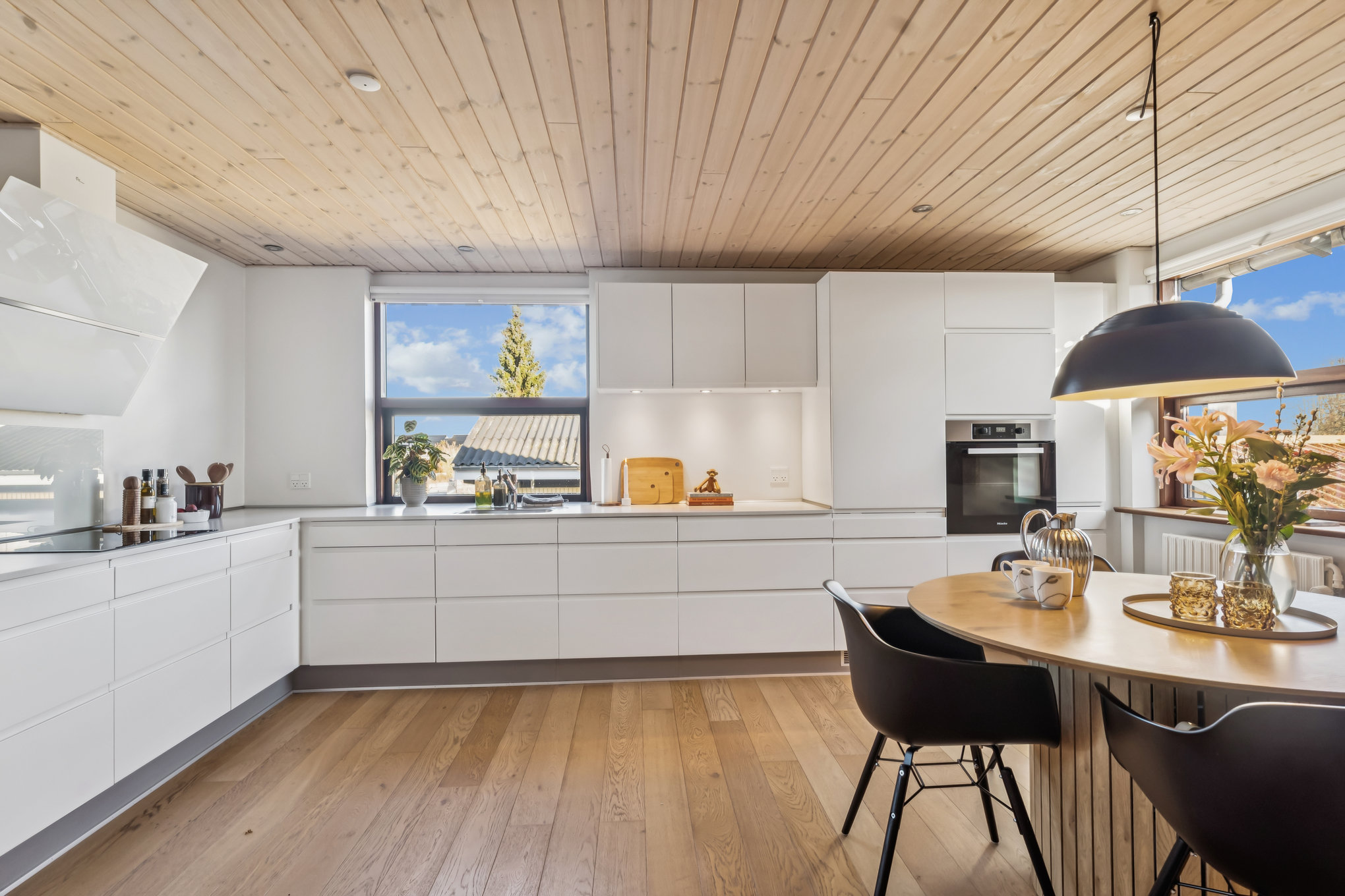 Miniaturebillede 1: køkken. Billede af Ramshøjvej 24, Haslund, 8940 Randers SV