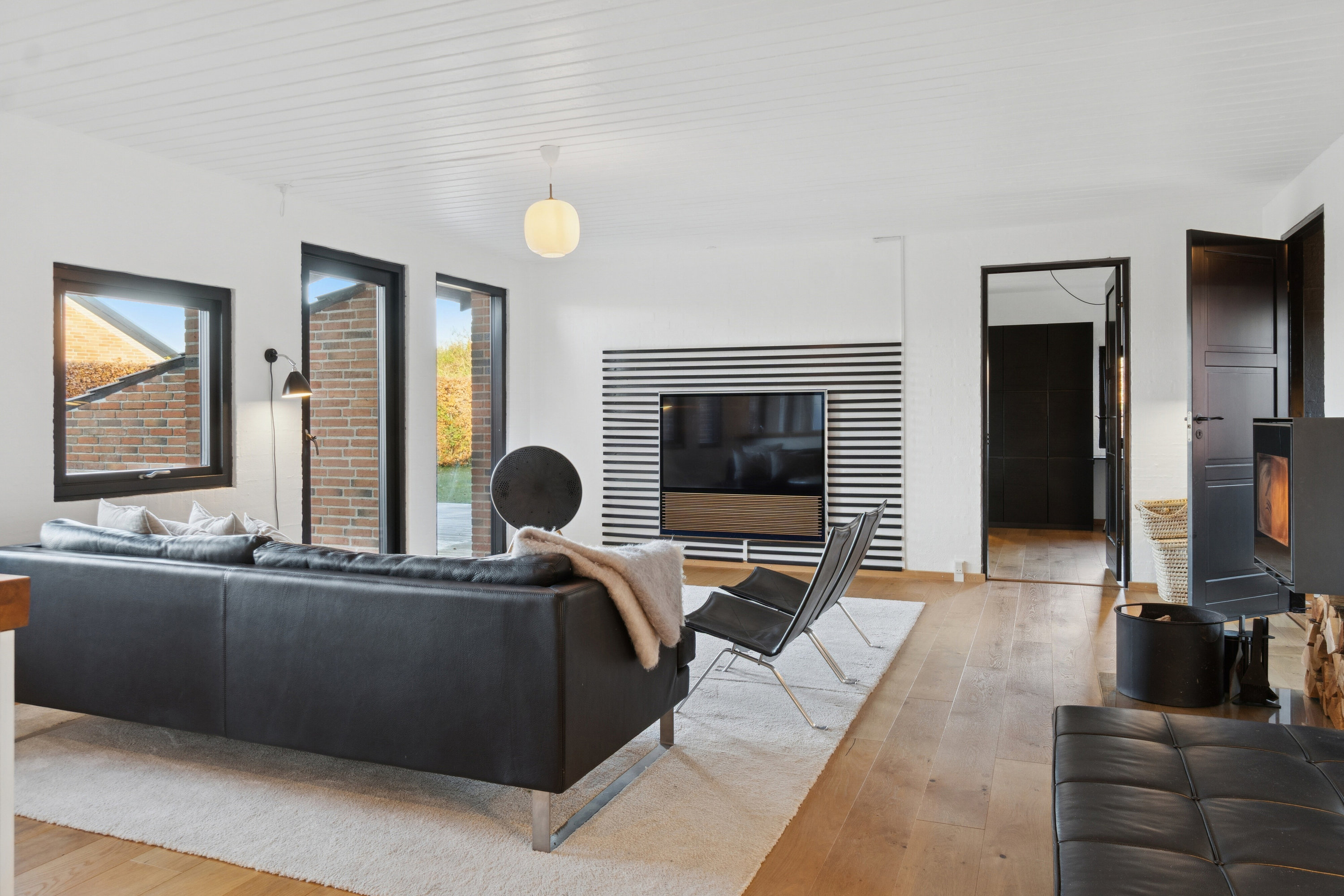 Fremhævet stue billede i fuldskærmstilstand. Billede af Figenvej 109, 4700 Næstved