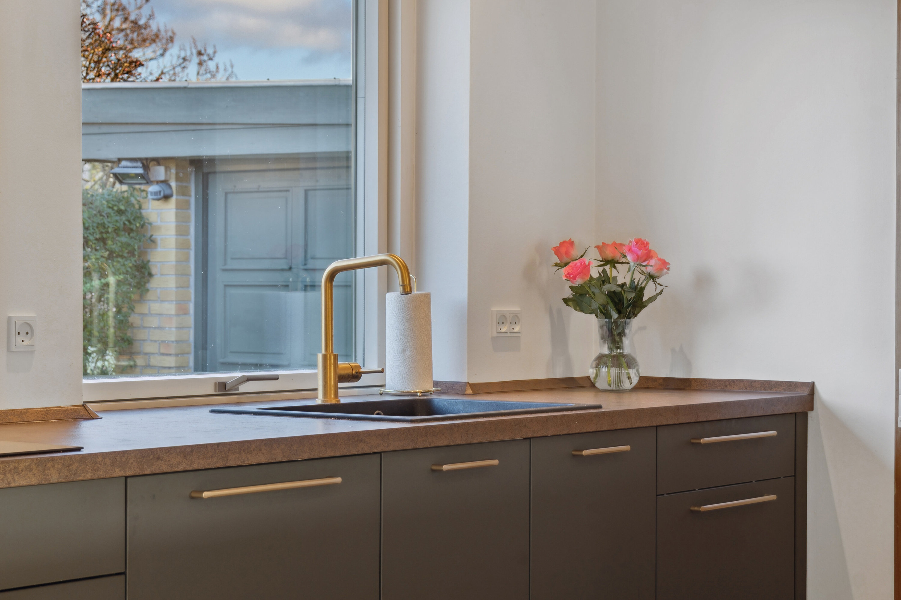 Fremhævet køkken/alrum billede i fuldskærmstilstand. Billede af Lærkevej 9, 4250 Fuglebjerg