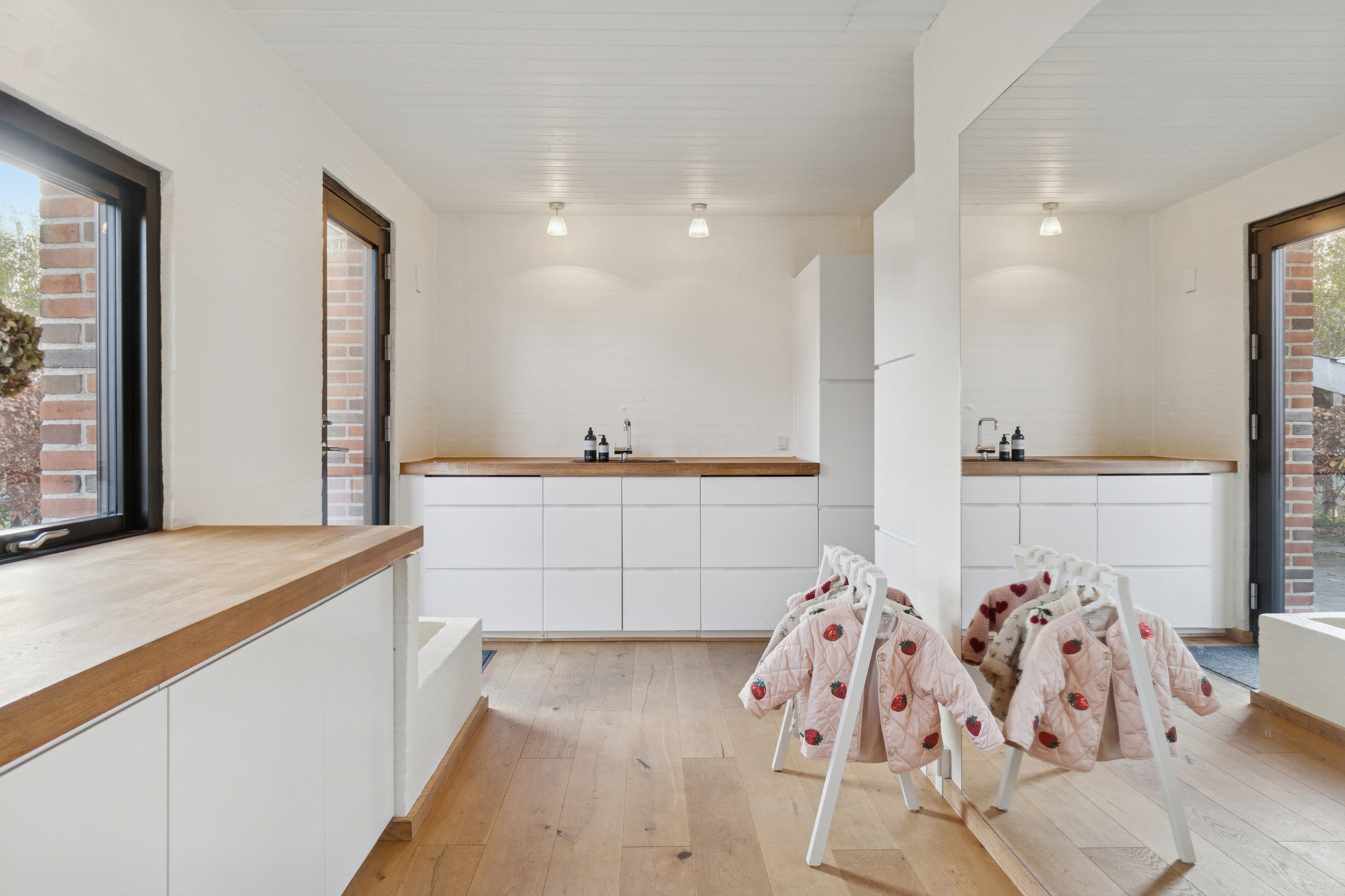 Fremhævet værelse billede i fuldskærmstilstand. Billede af Figenvej 109, 4700 Næstved