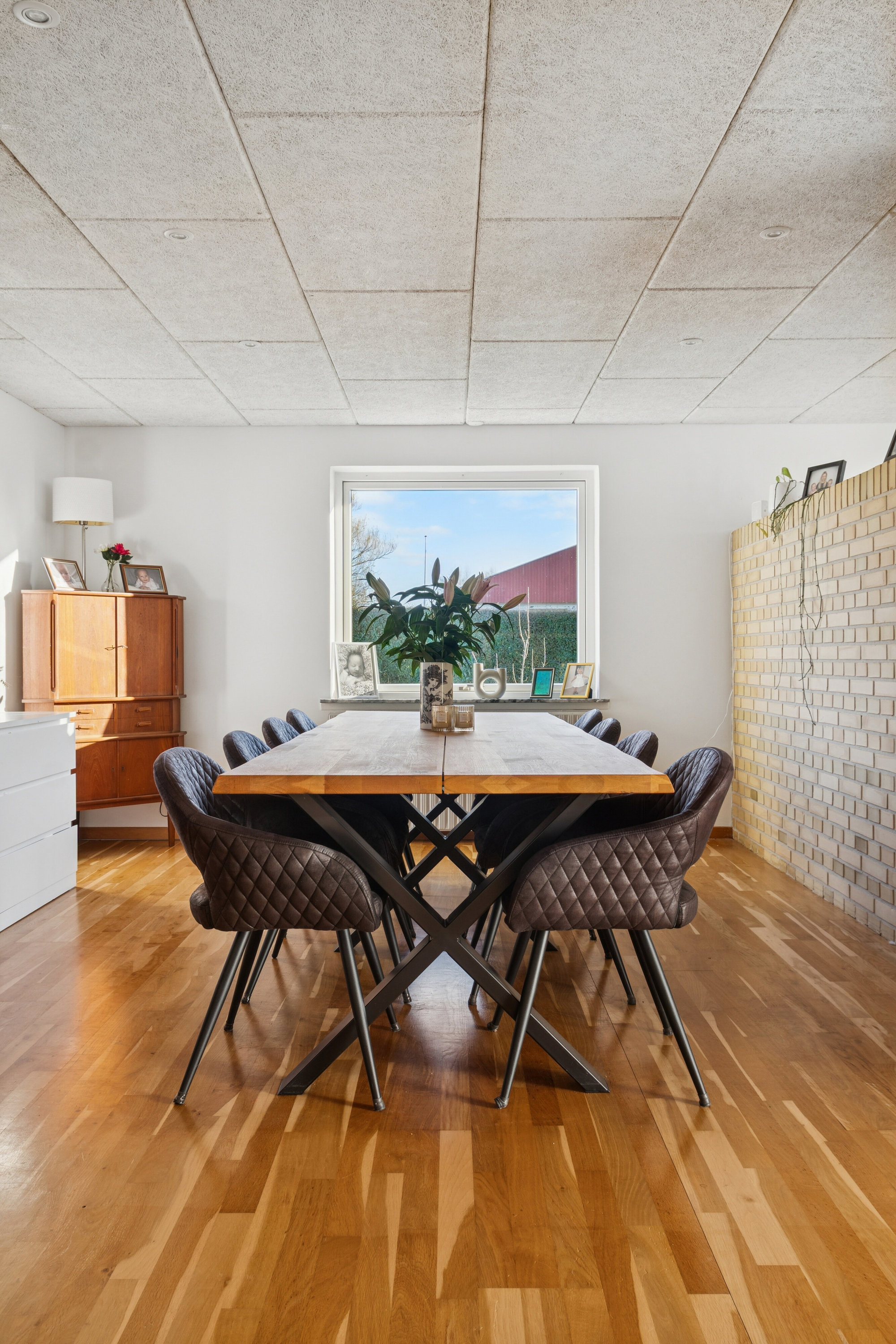 Fremhævet køkken/alrum billede i fuldskærmstilstand. Billede af Lærkevej 9, 4250 Fuglebjerg