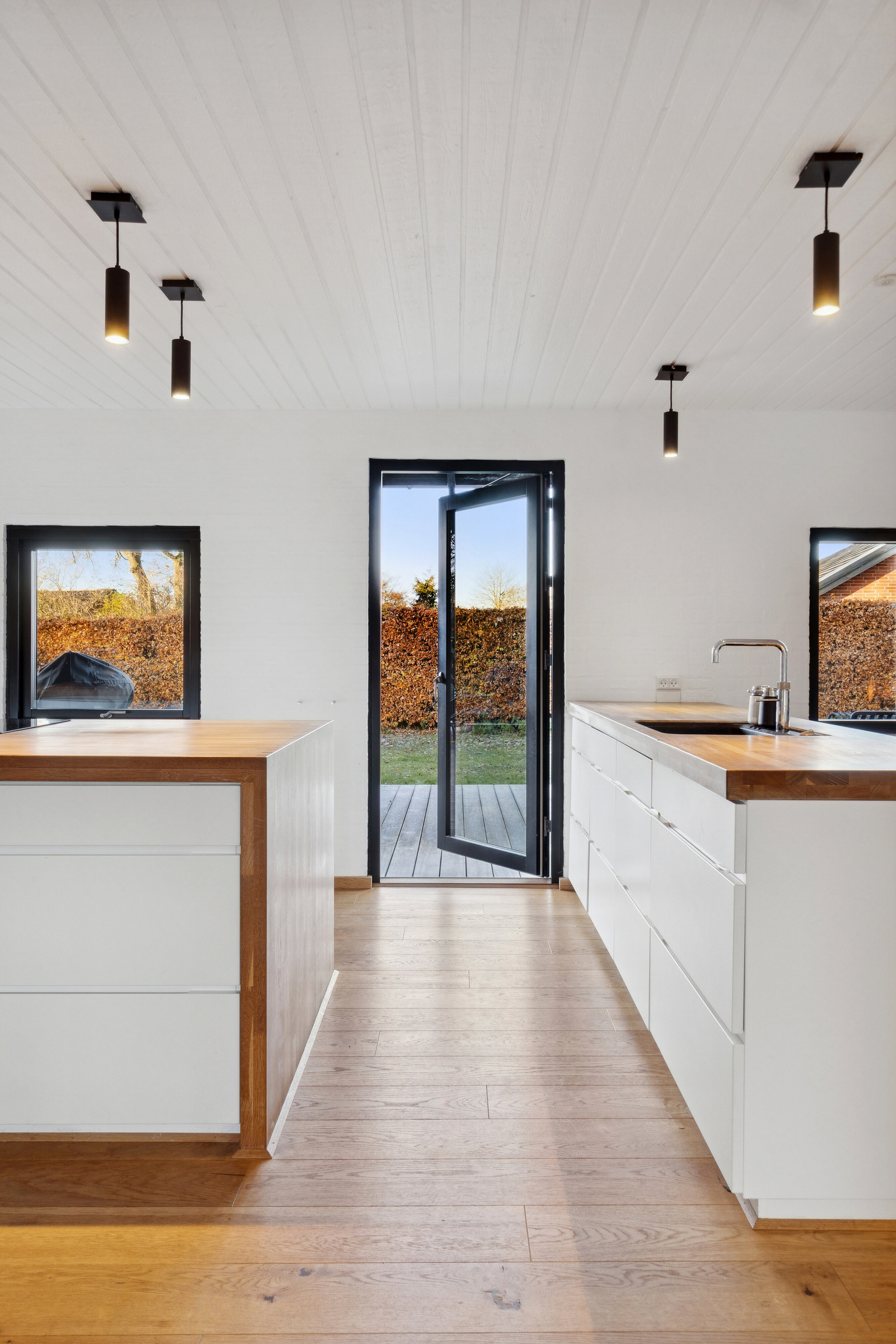 Fremhævet køkken billede i fuldskærmstilstand. Billede af Figenvej 109, 4700 Næstved