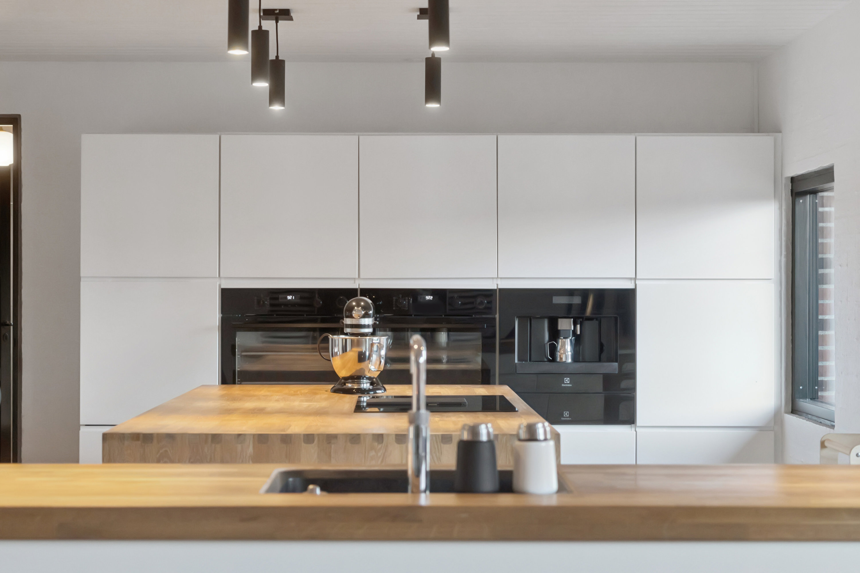 Fremhævet køkken billede i fuldskærmstilstand. Billede af Figenvej 109, 4700 Næstved