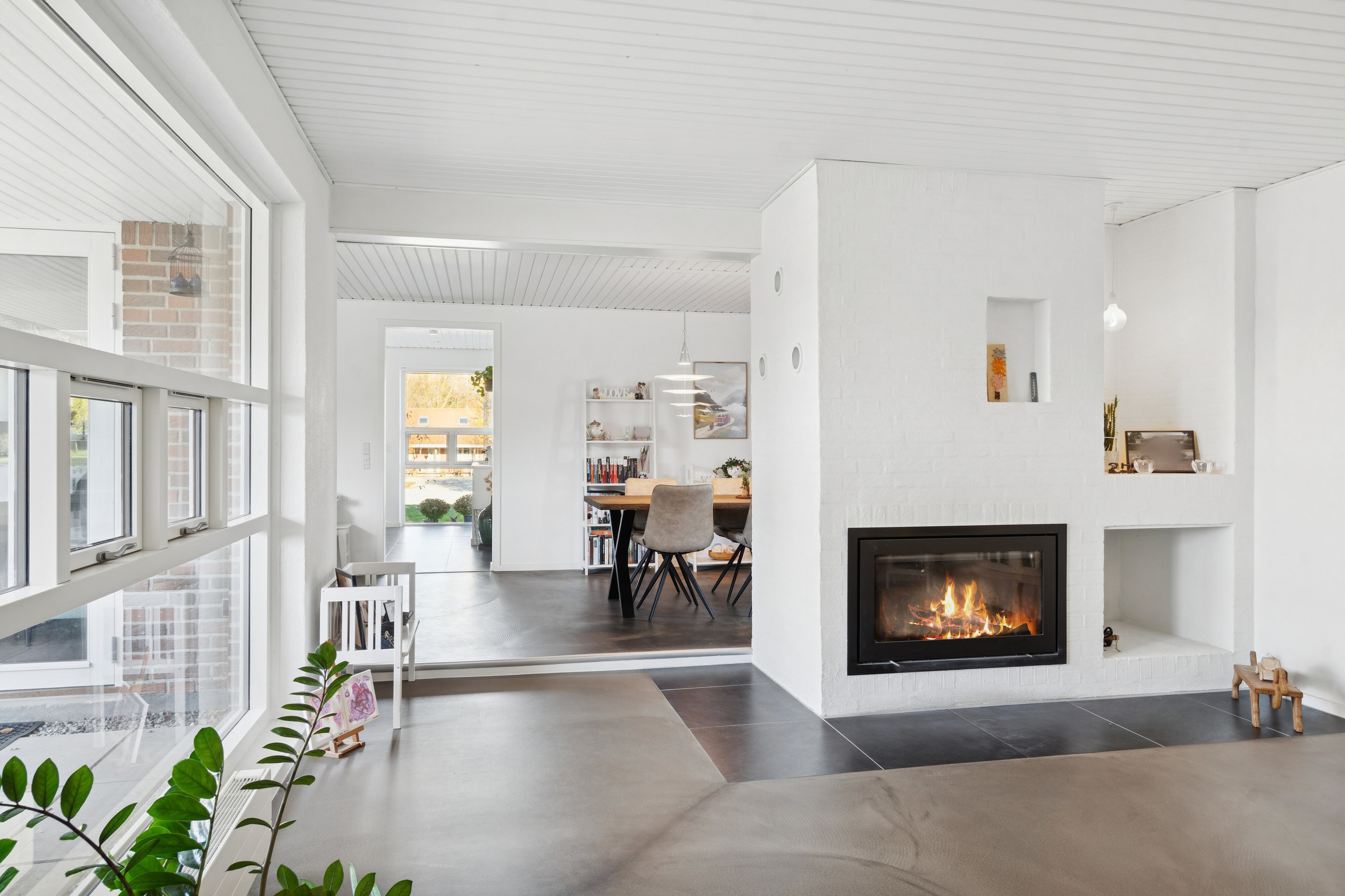 Fremhævet stue billede i fuldskærmstilstand. Billede af Fasanvej 22, 5540 Ullerslev